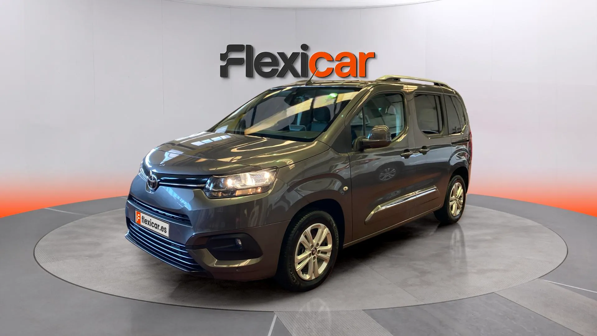 Toyota Proace City 1.2 Family Active L1 - foto 3