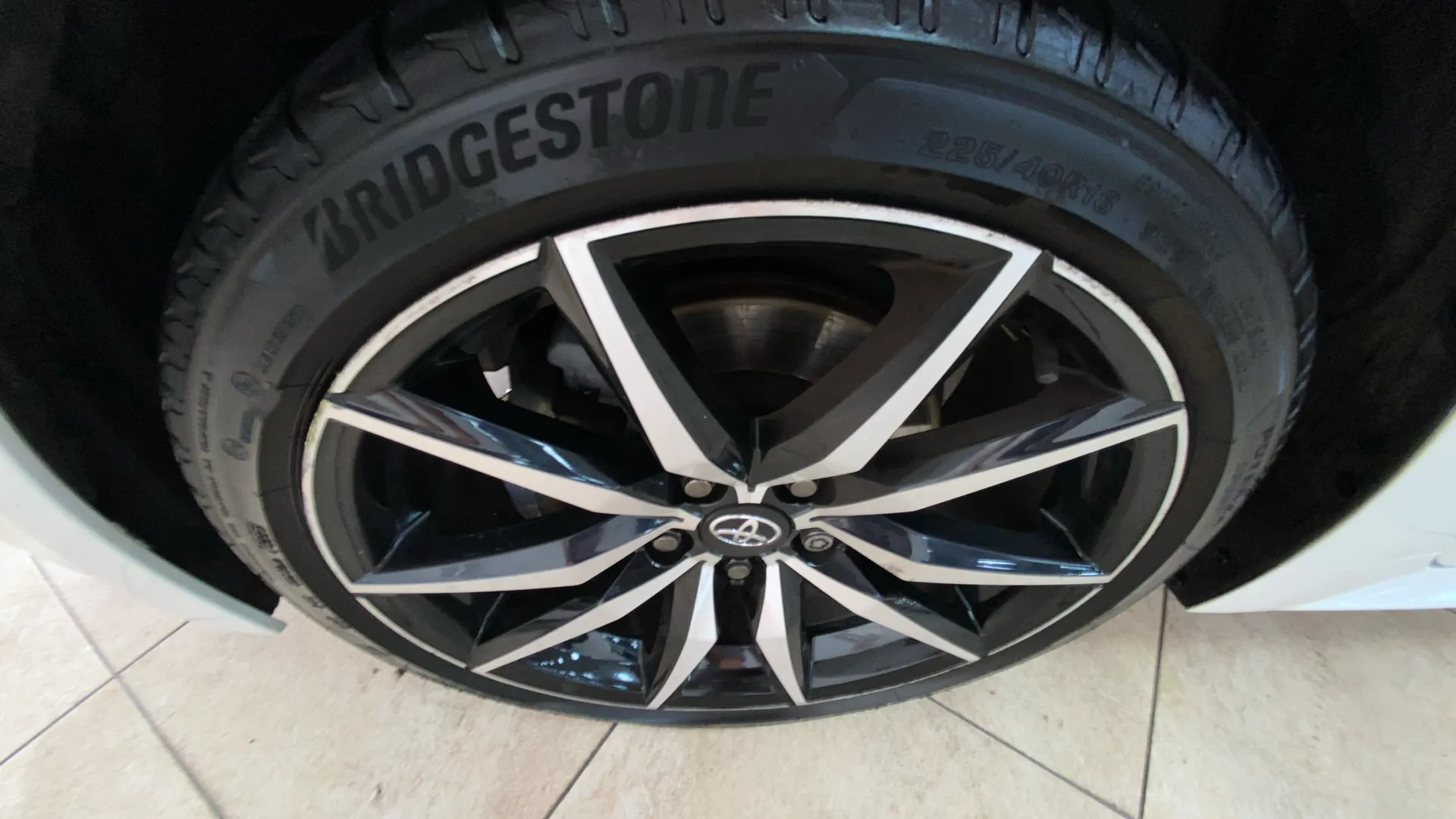 Toyota Corolla 140H GR-Sport Touring Sport - foto 16