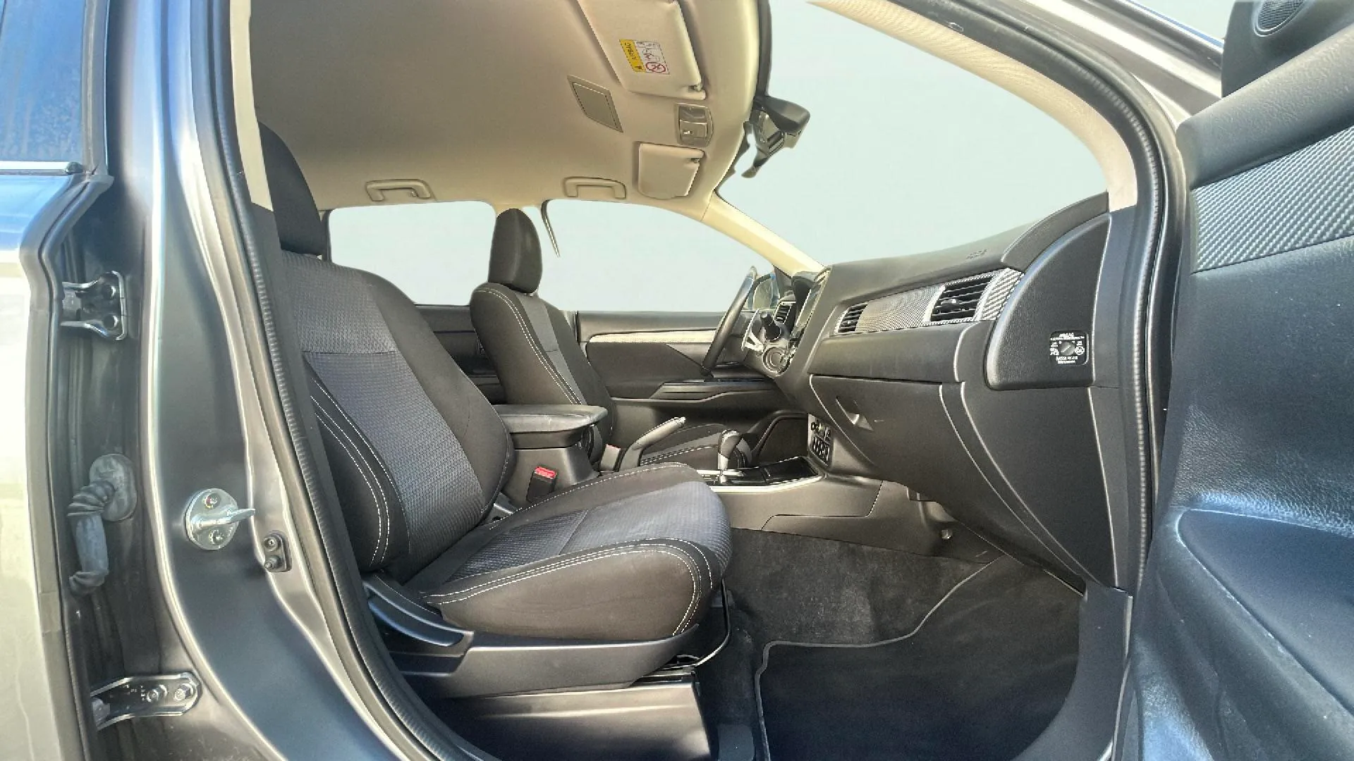 Mitsubishi Outlander 200 MPI Motion CVT 2WD 5 plazas - foto 15