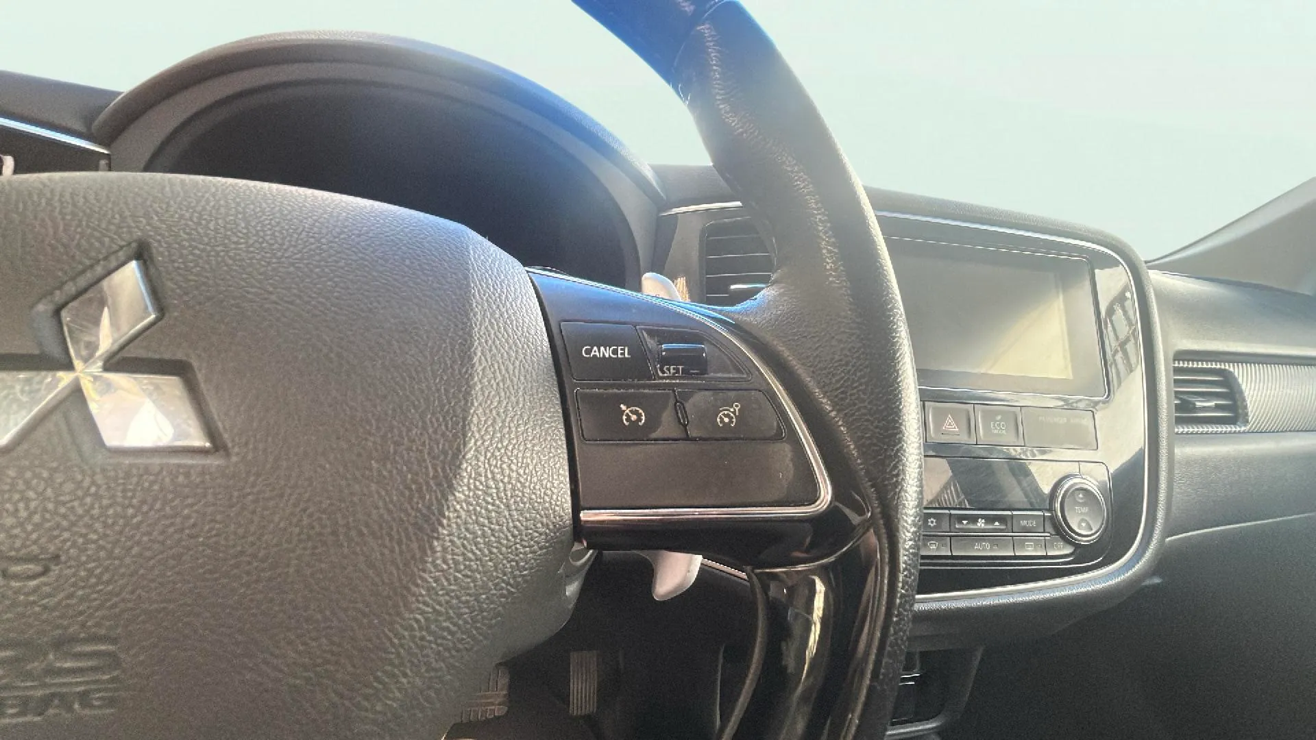 Mitsubishi Outlander 200 MPI Motion CVT 2WD 5 plazas - foto 11