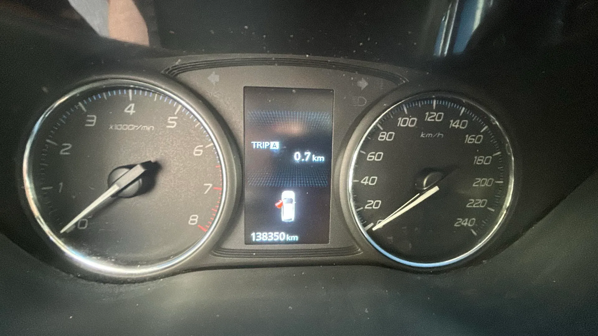 Mitsubishi Outlander 200 MPI Motion CVT 2WD 5 plazas - foto 8