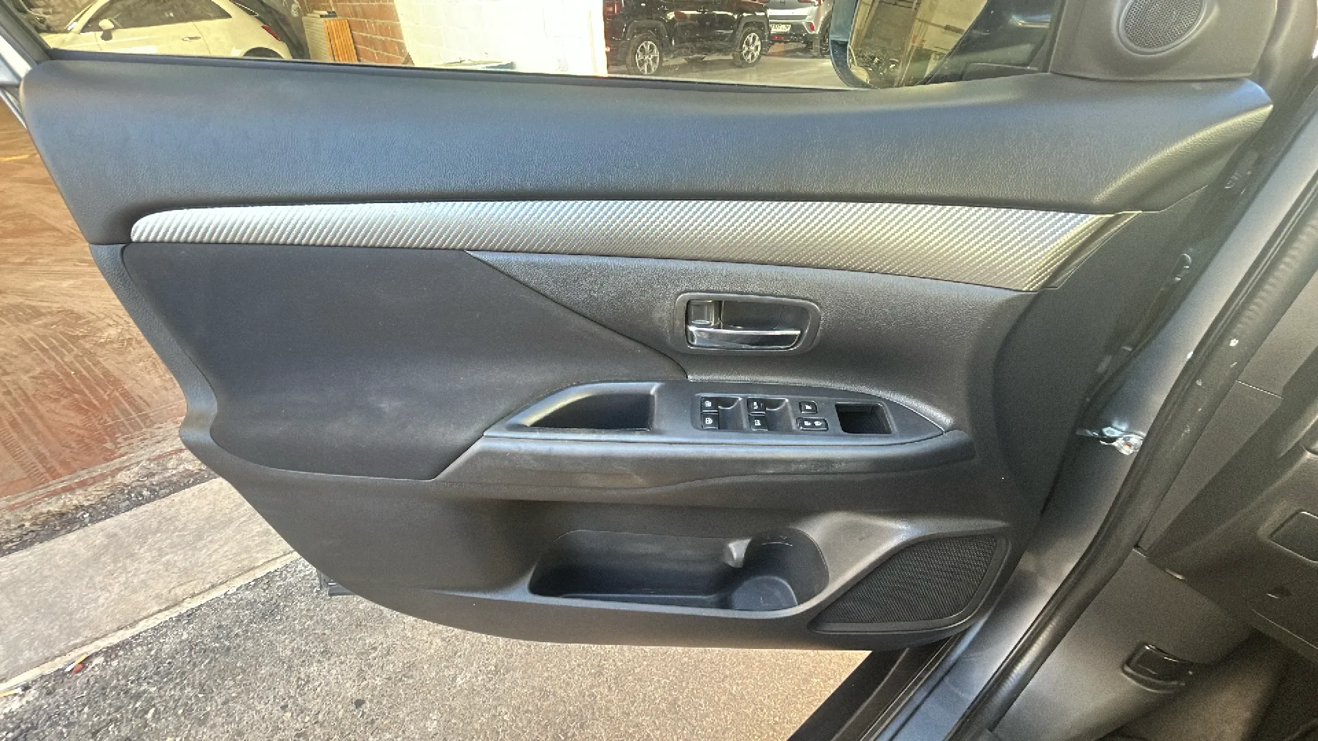 Mitsubishi Outlander 200 MPI Motion CVT 2WD 5 plazas - foto 13