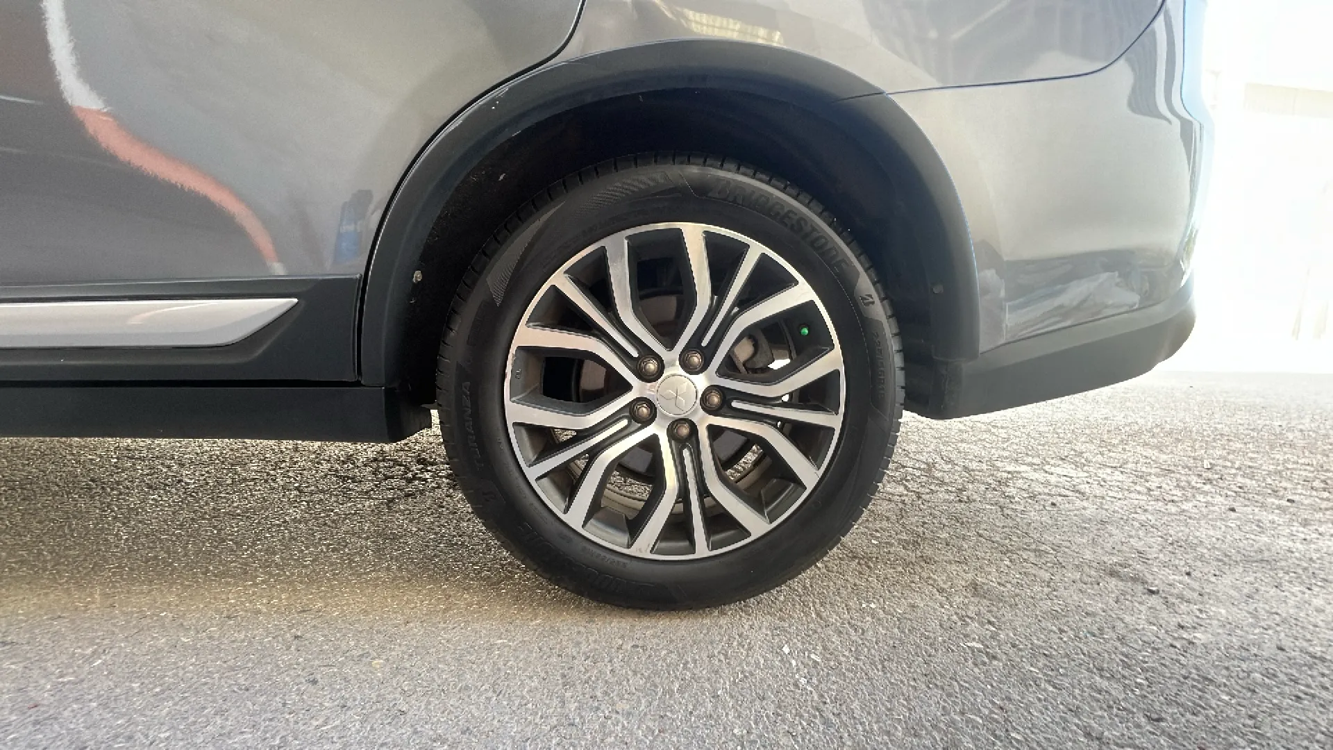Mitsubishi Outlander 200 MPI Motion CVT 2WD 5 plazas - foto 18