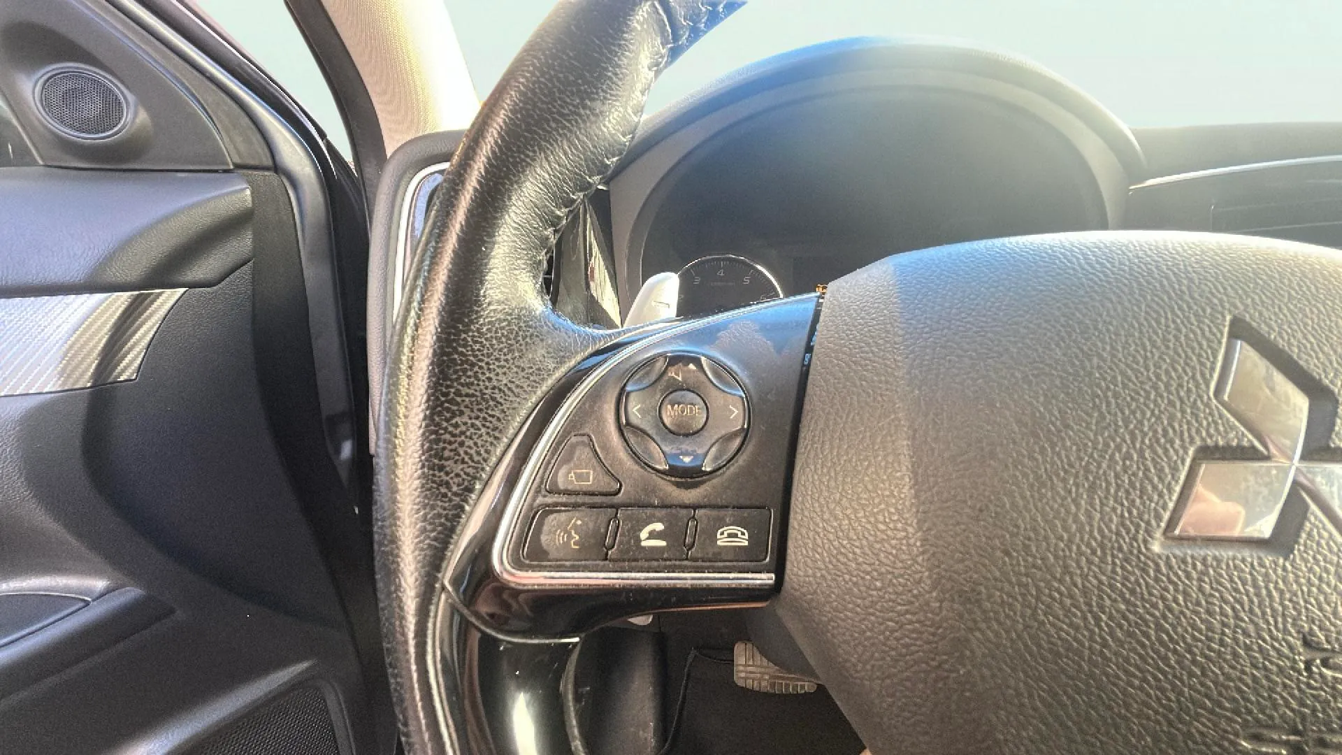 Mitsubishi Outlander 200 MPI Motion CVT 2WD 5 plazas - foto 12