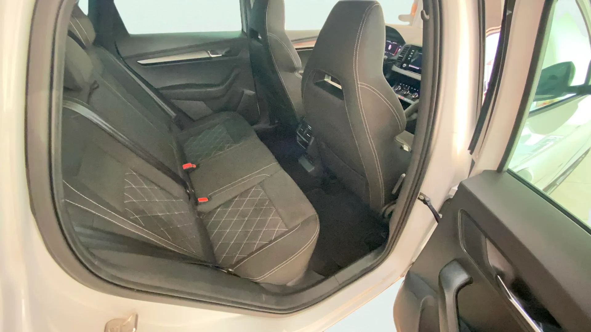 Škoda Karoq 1.5 TSI ACT Style - foto 10