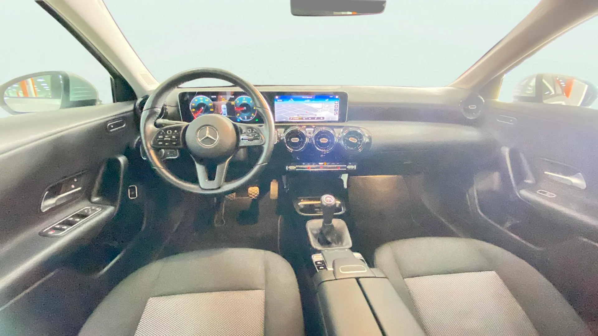Mercedes-Benz Clase A Sedán A 180 d - foto 13