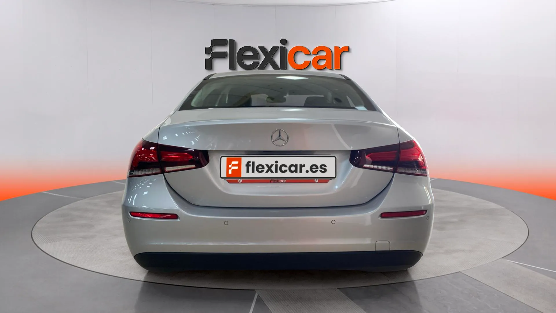 Mercedes-Benz Clase A Sedán A 180 d - foto 4