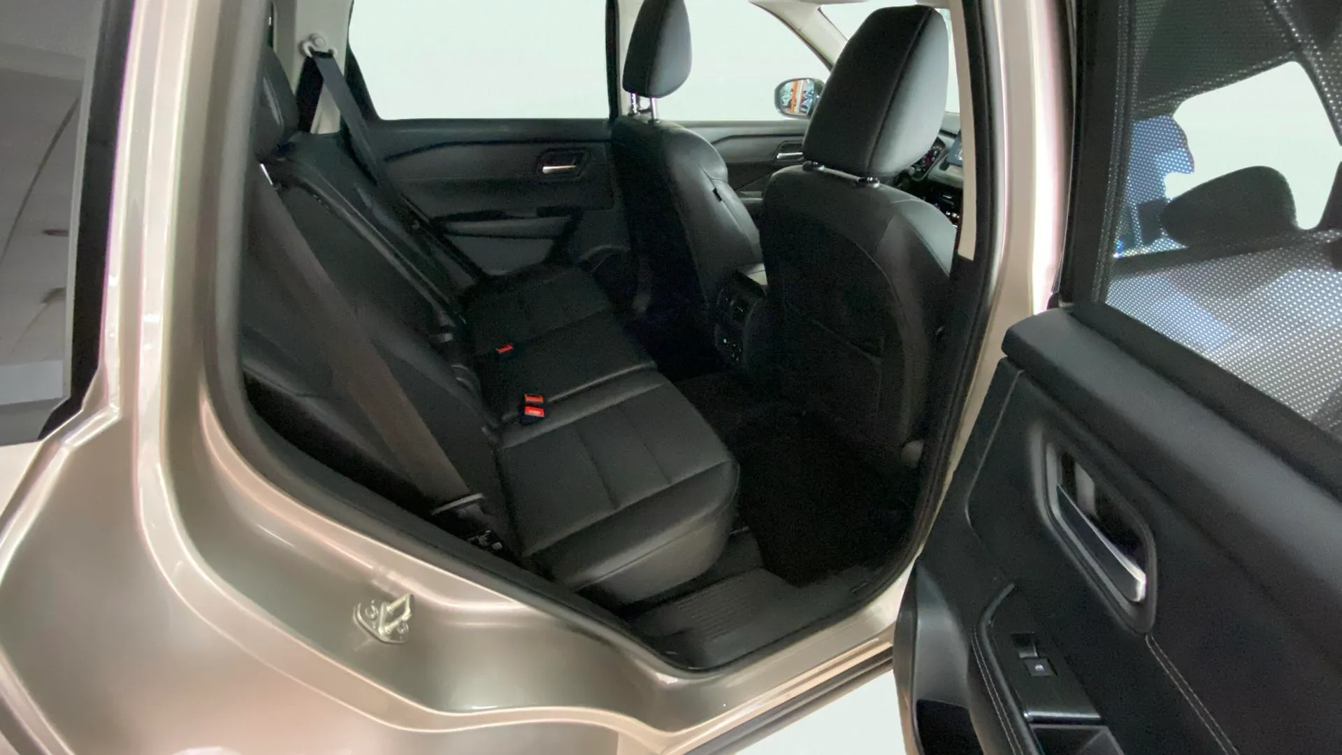 Nissan X-Trail 5 plazas 1.5 e-4ORCE 4x4 N-Connecta - foto 10