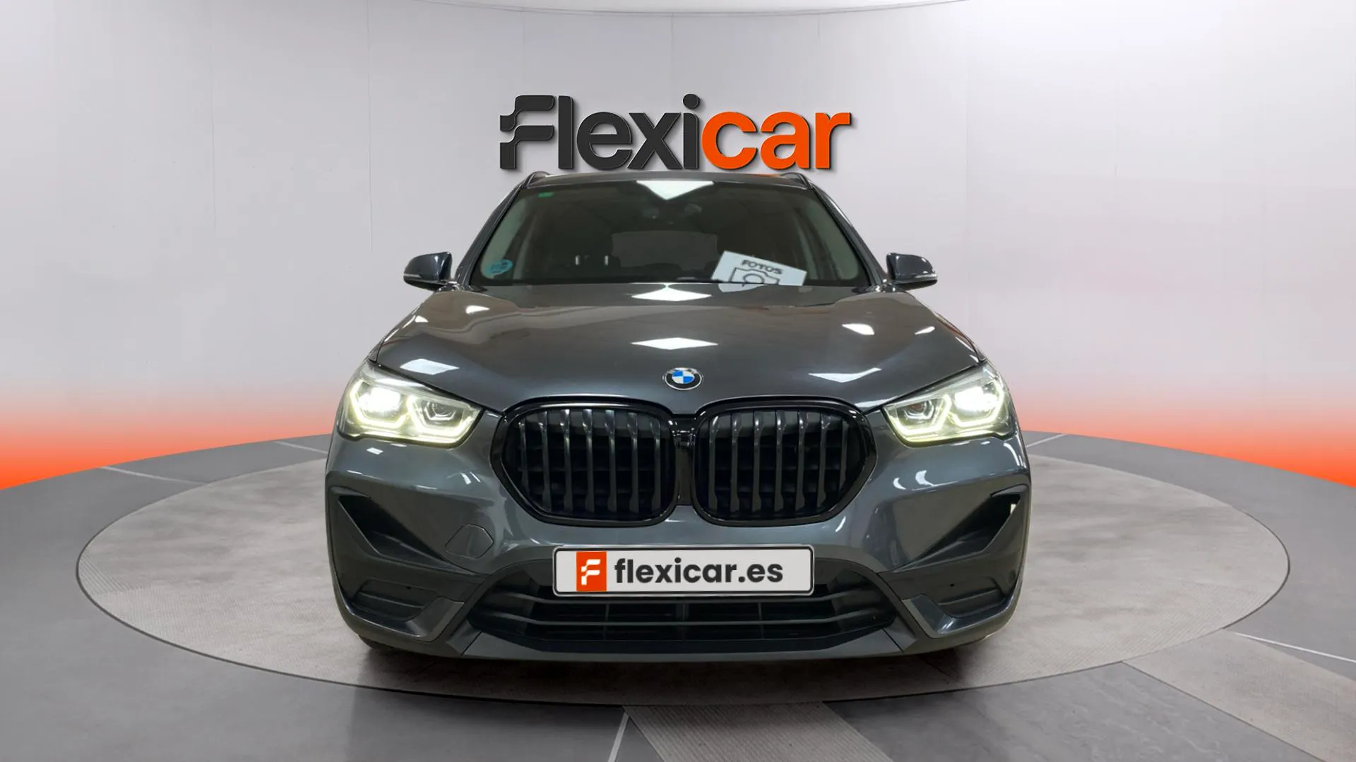 BMW X1 sDrive18i - foto 2
