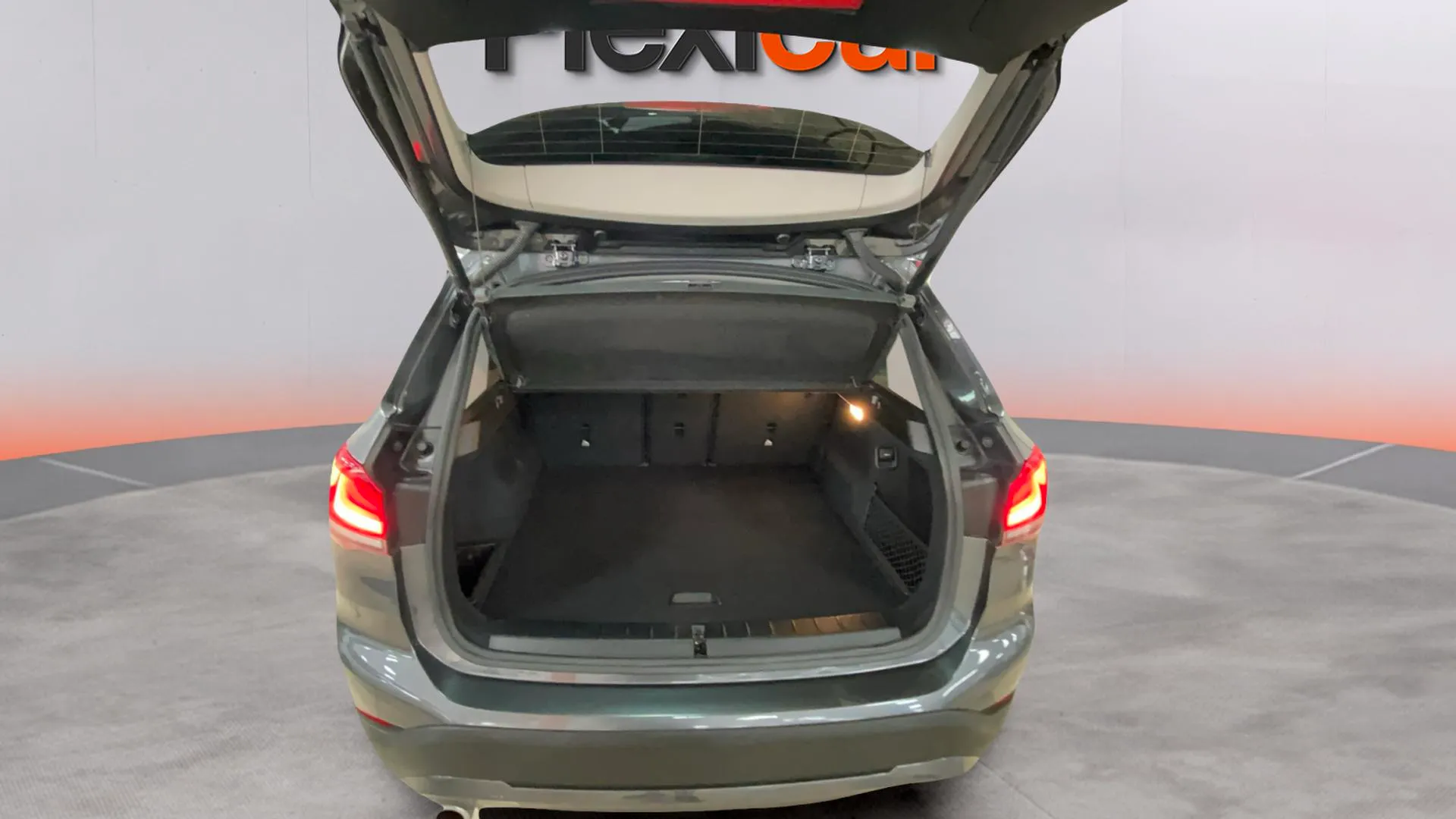 BMW X1 sDrive18i - foto 12