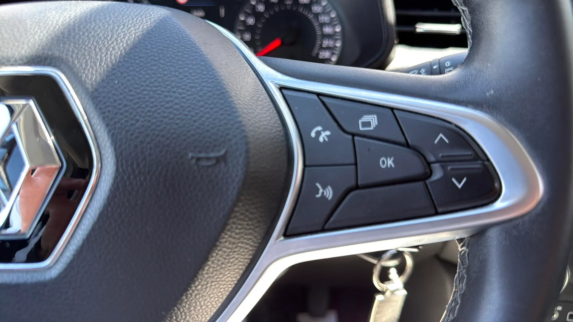 Renault Clio Evolution TCe - foto 19
