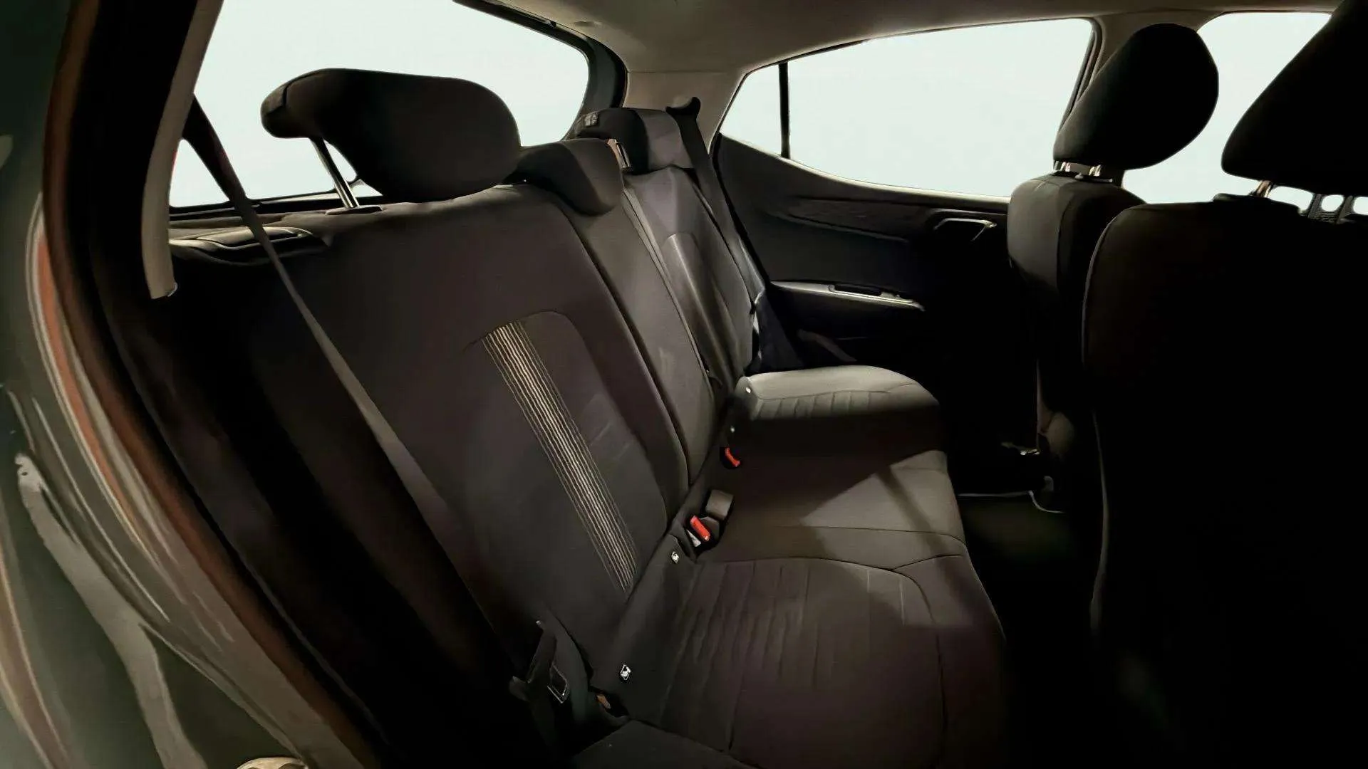 Hyundai i10 1.0 Klass - foto 20