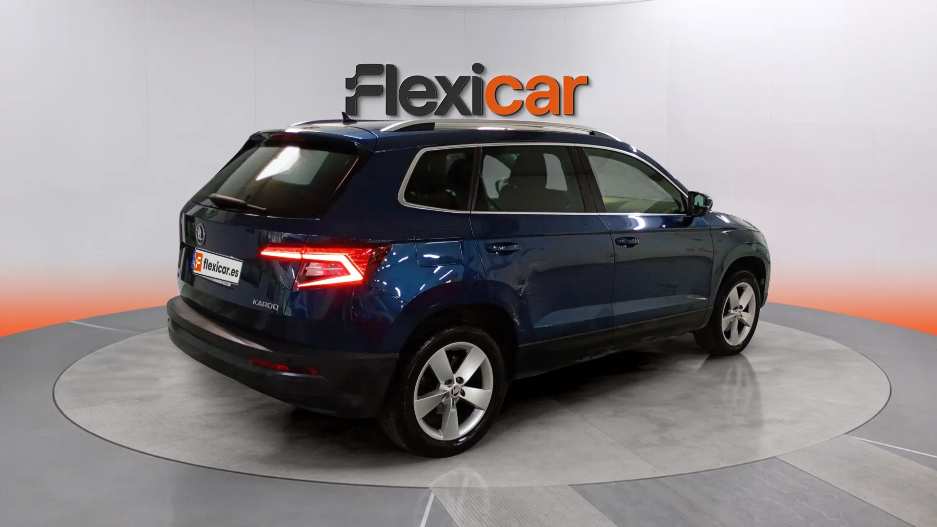 Škoda Karoq 1.6 TDI Ambition - foto 8