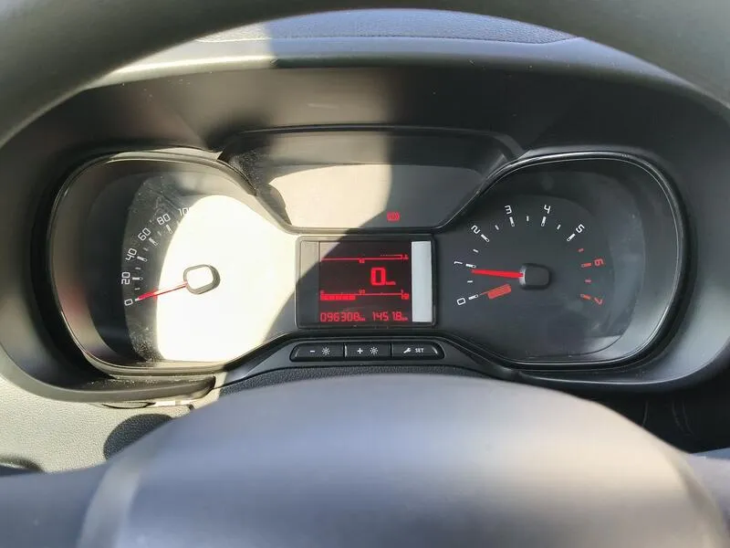 Citroën Berlingo BlueHDi 100 Control - foto 30