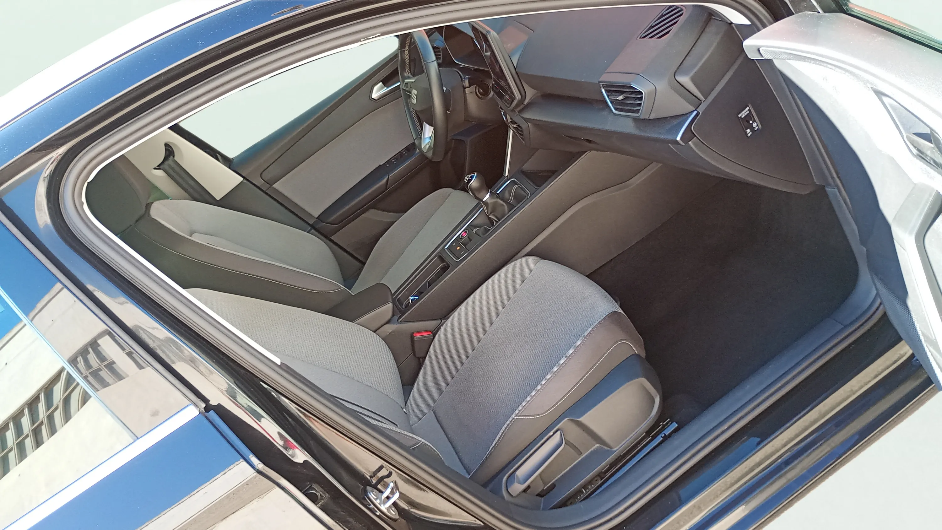 SEAT León 1.5 TSI FR 25 Aniversario - foto 11