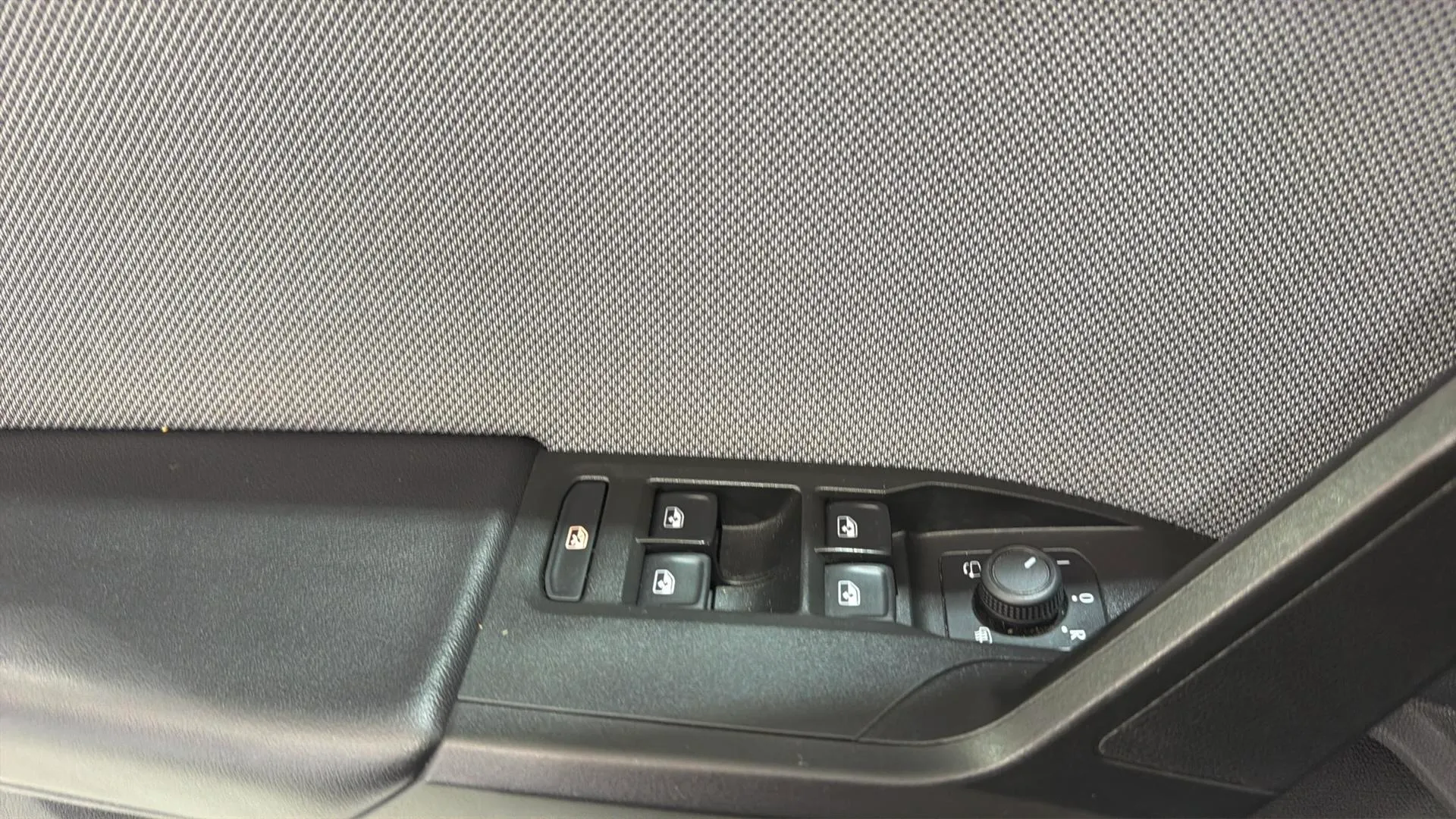 SEAT León 1.5 TSI Style 25 Aniversario - foto 17