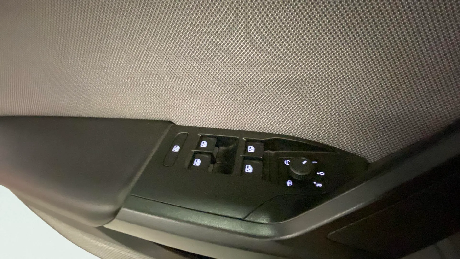 SEAT León 1.5 TSI FR 25 Aniversario - foto 20
