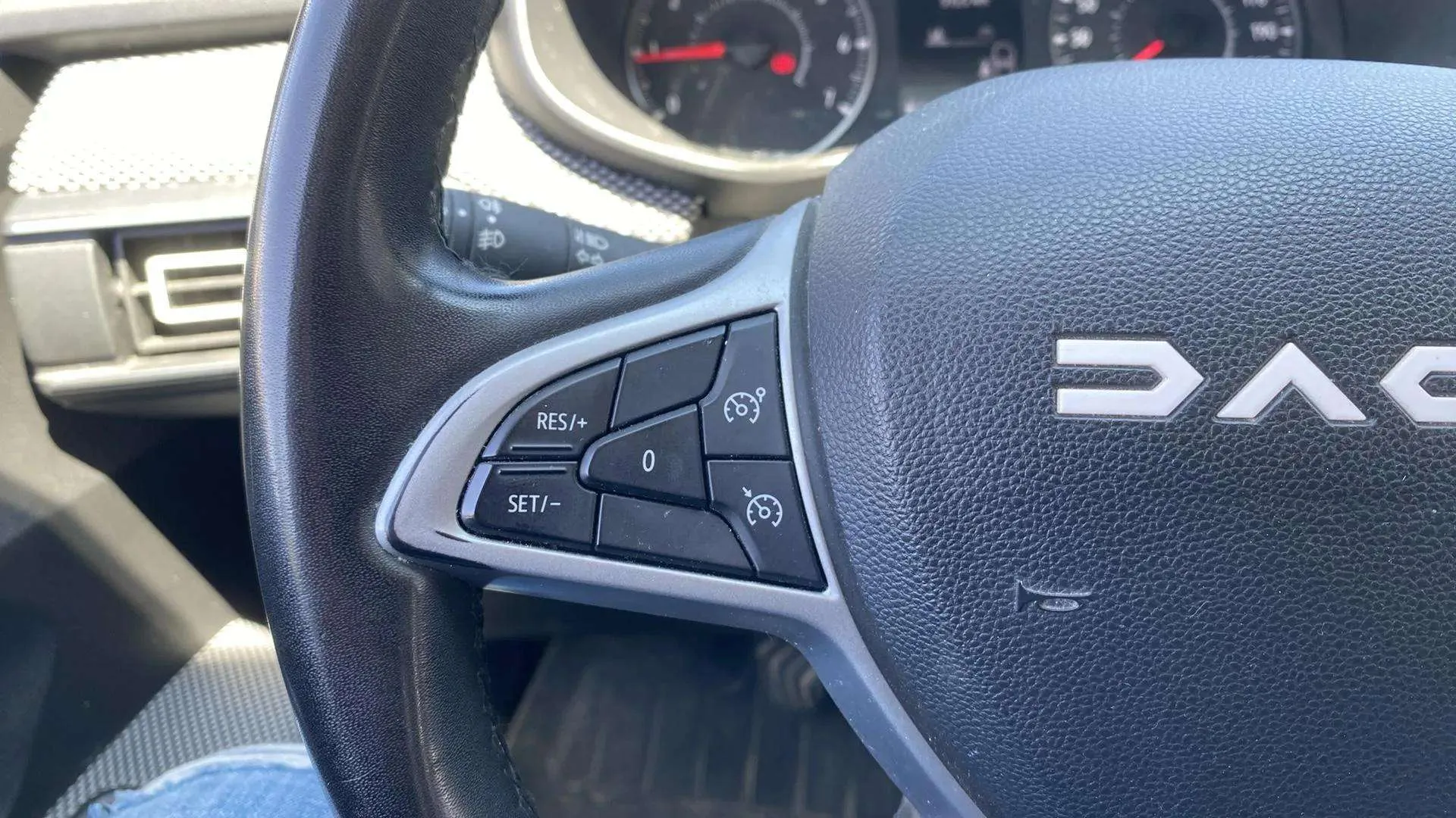 Dacia Sandero Expression TCe - foto 19