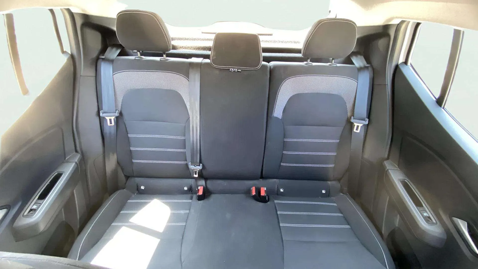 Dacia Sandero Expression TCe - foto 12