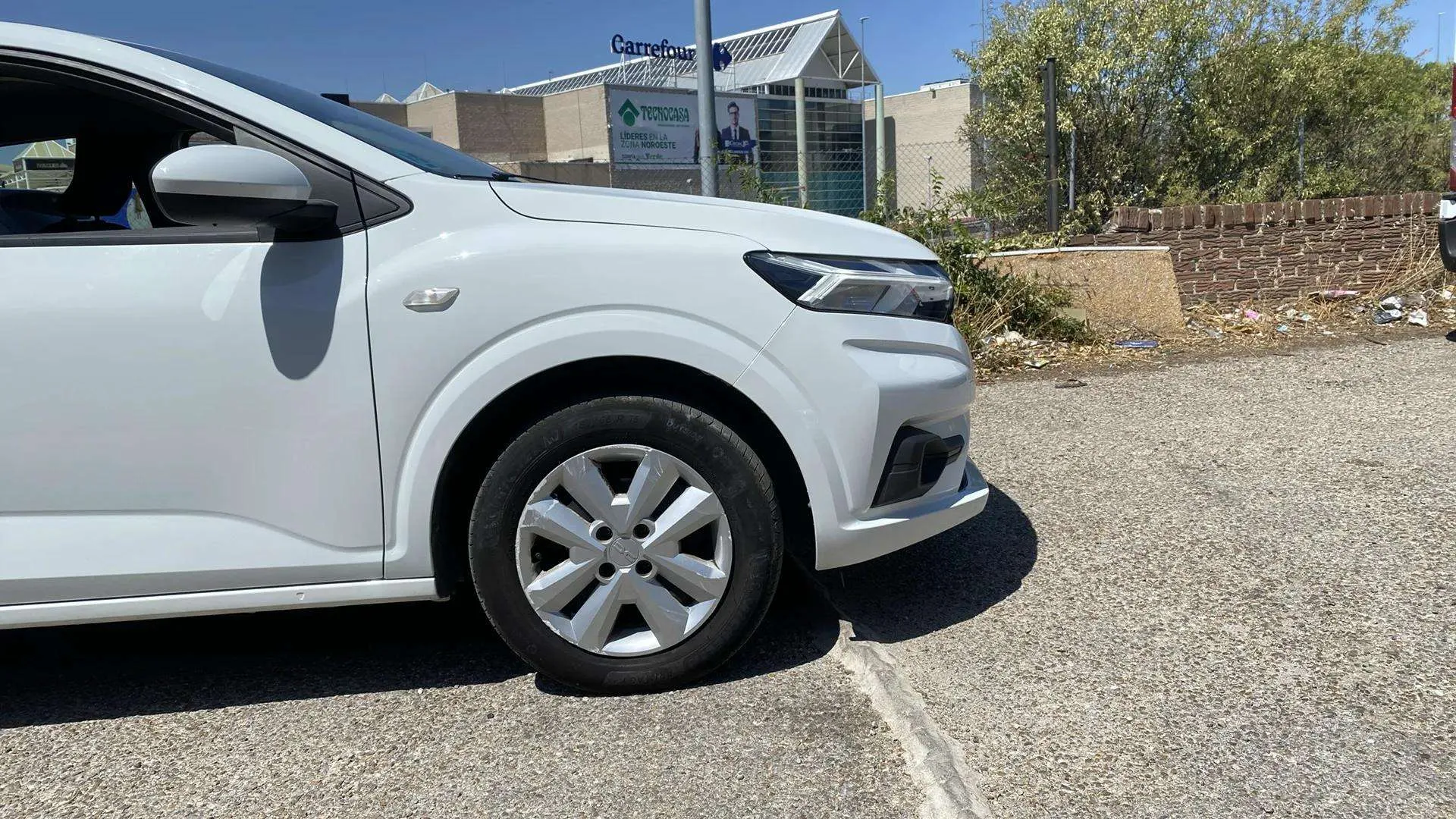 Dacia Sandero Expression TCe - foto 13
