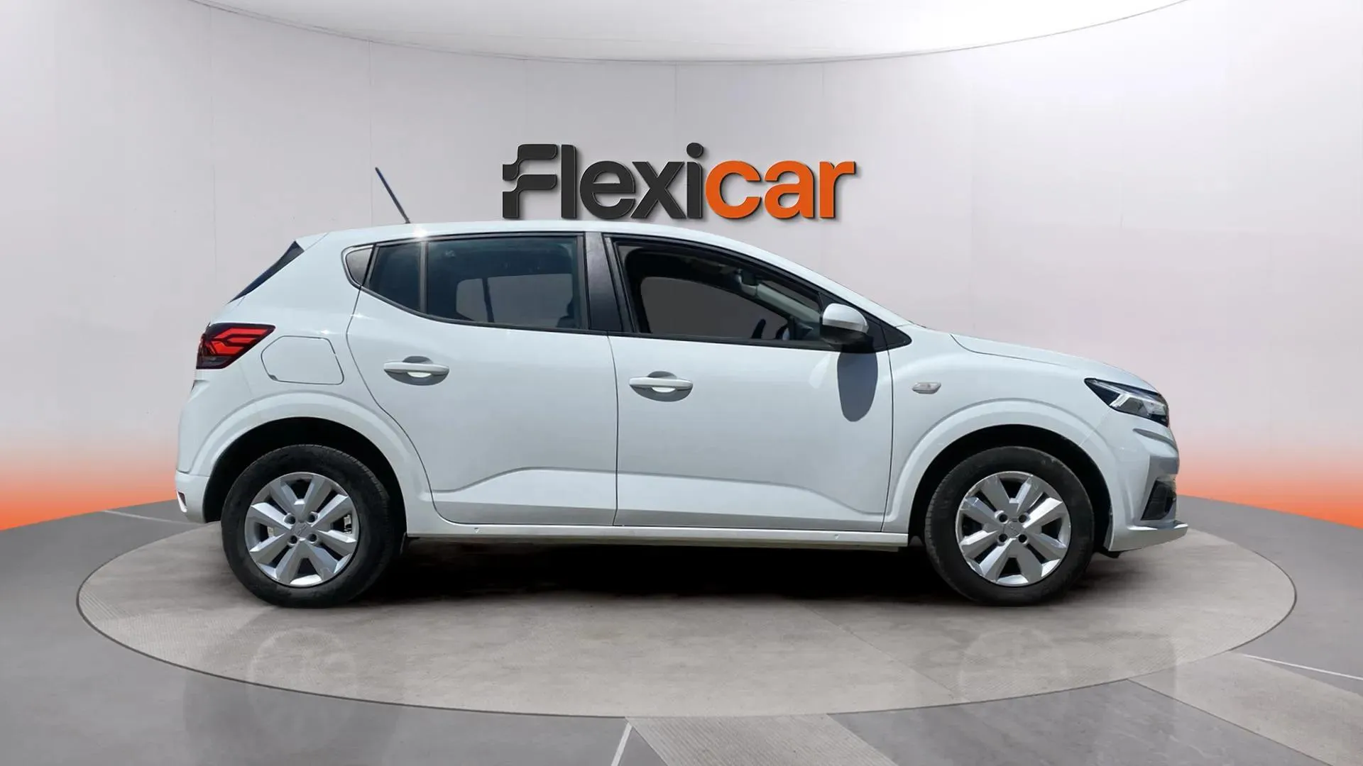 Dacia Sandero Expression TCe - foto 3