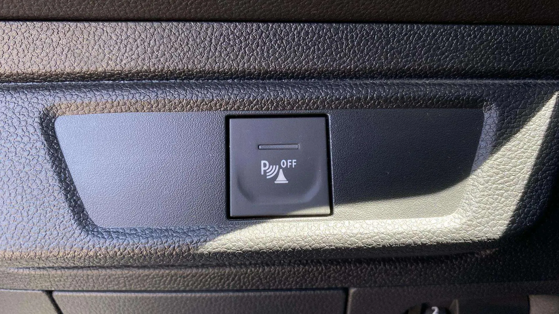 Dacia Sandero Expression TCe - foto 17