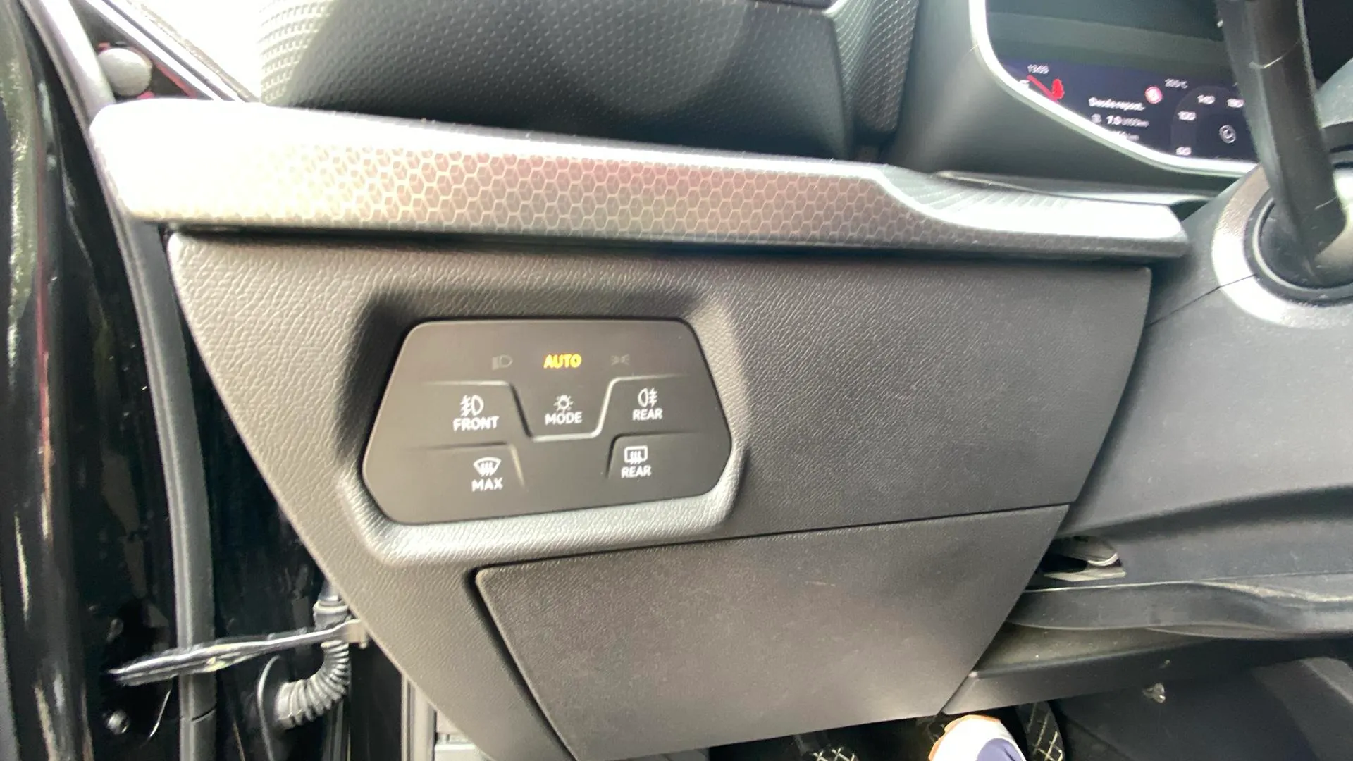 SEAT León SP 1.5 TSI Style 25 Aniversario - foto 19