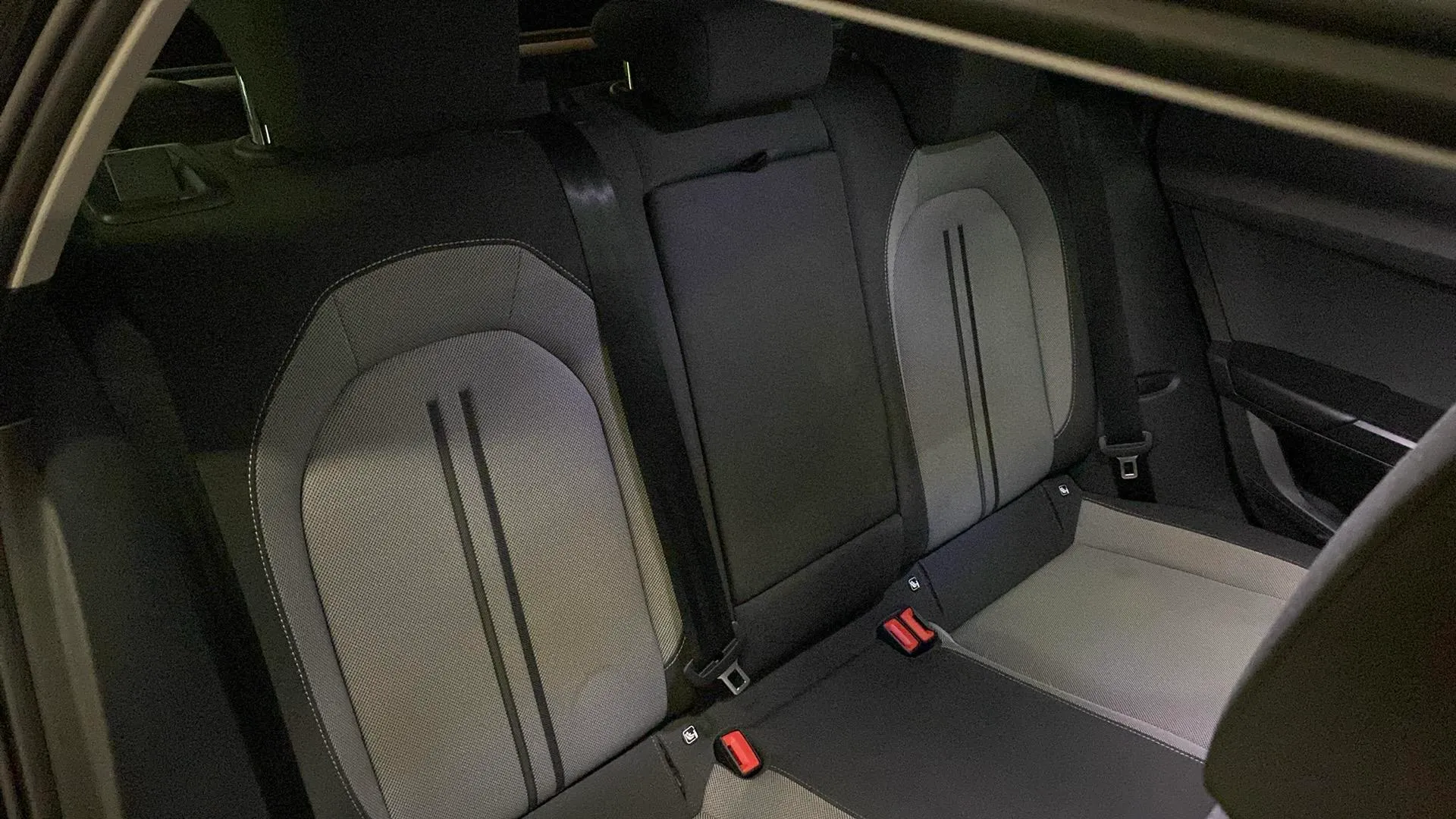 SEAT León 1.5 TSI Style 25 Aniversario - foto 27