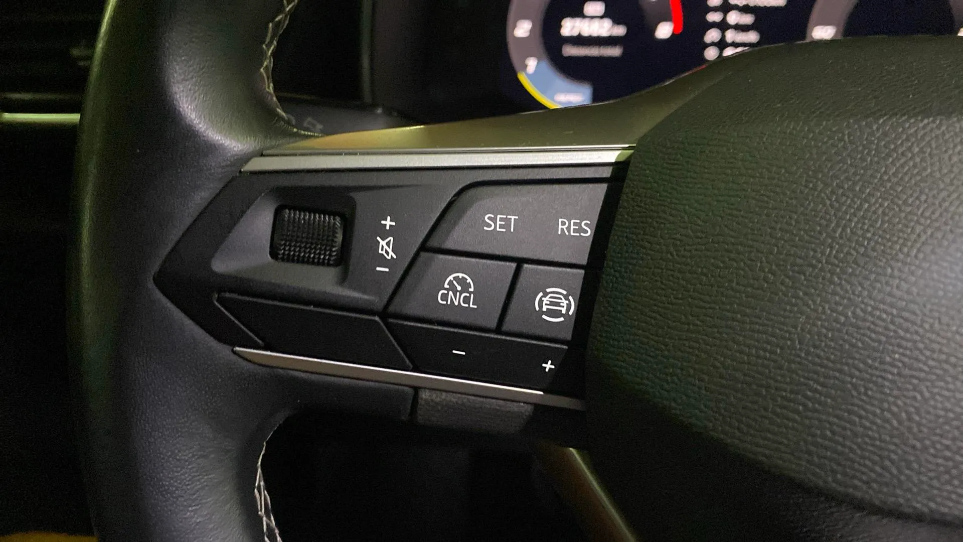 SEAT León 1.5 TSI Style 25 Aniversario - foto 16