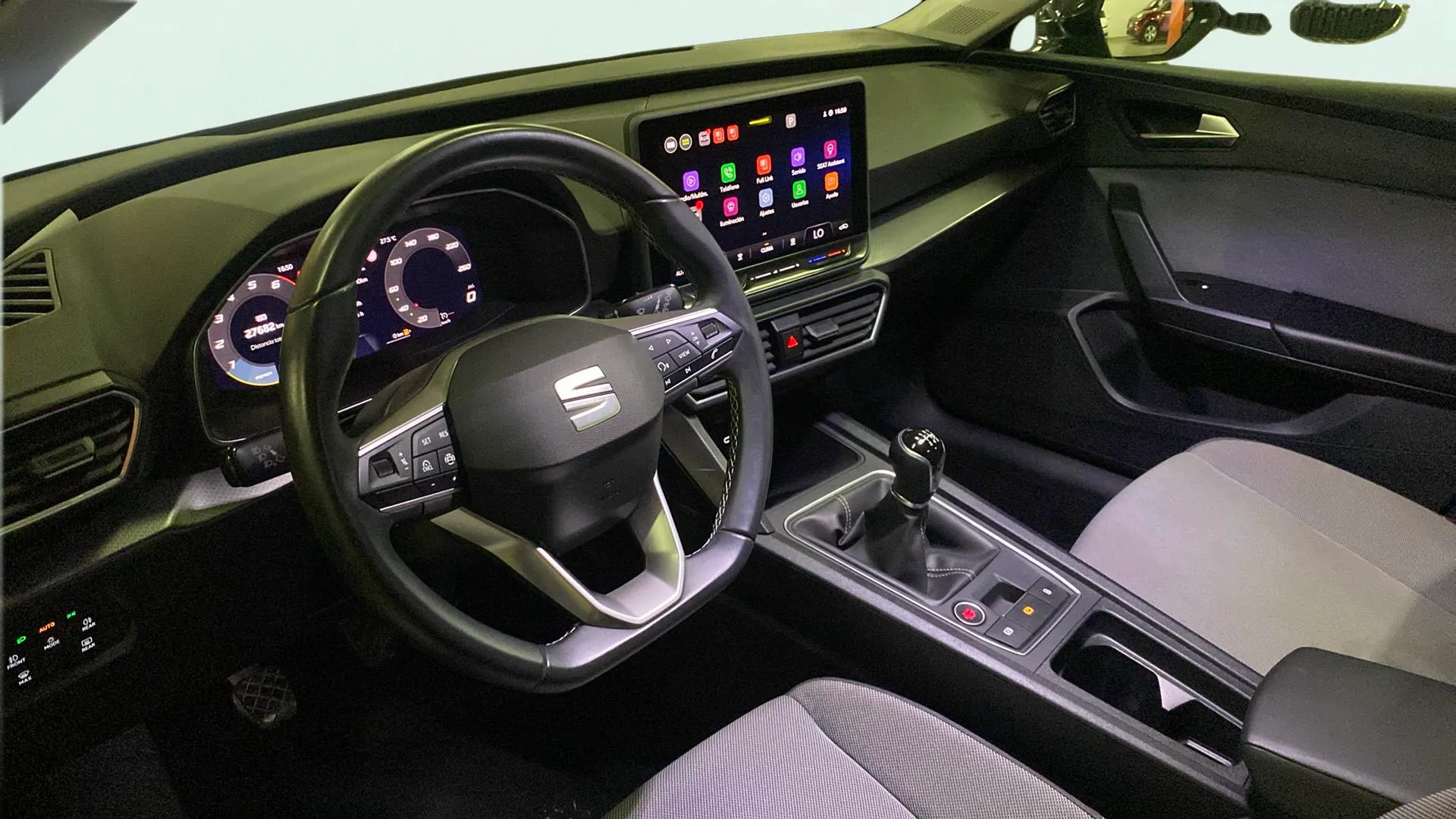 SEAT León 1.5 TSI Style 25 Aniversario - foto 10