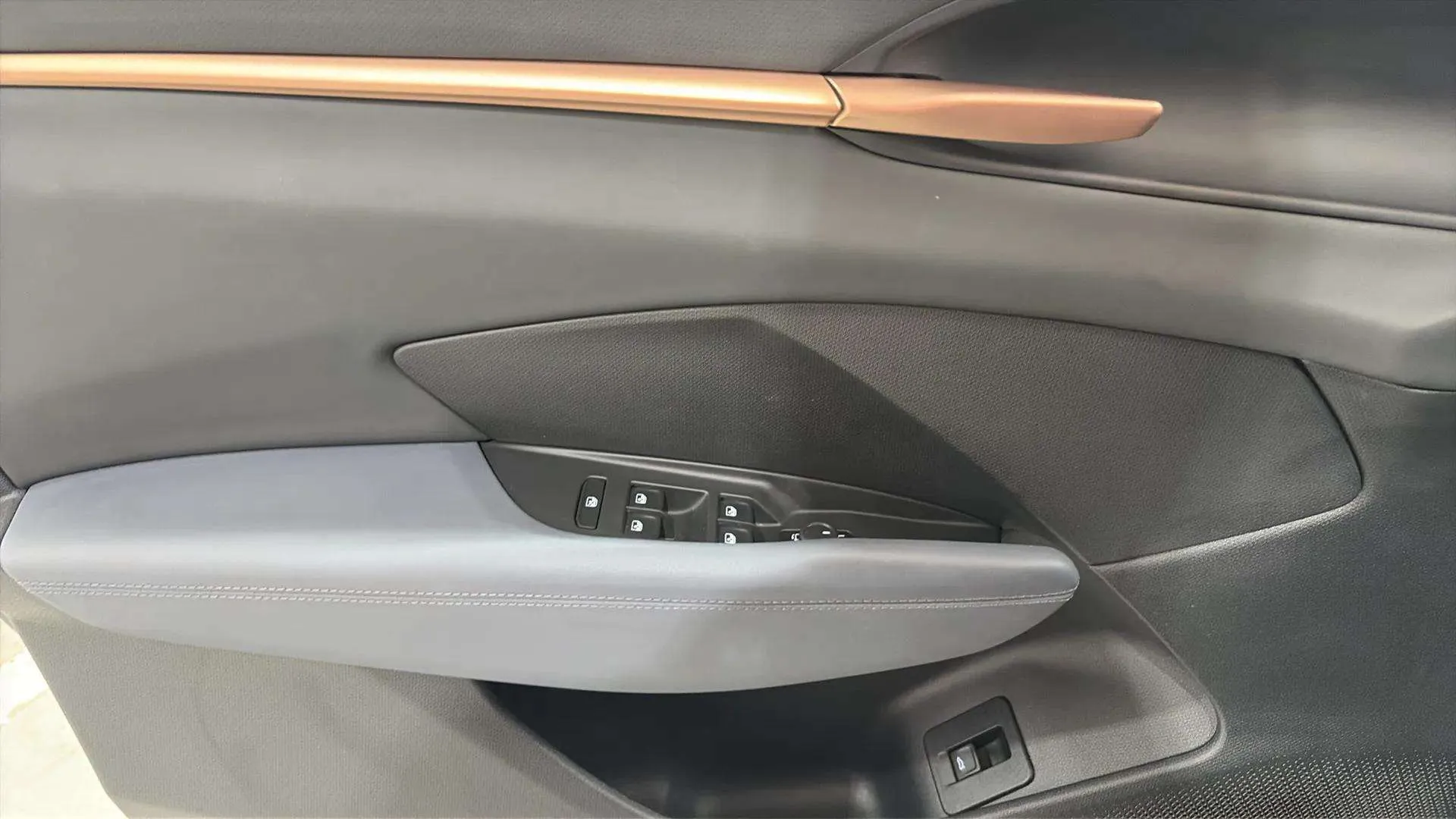 Cupra Terramar 1.5 eTSI DSG - foto 18