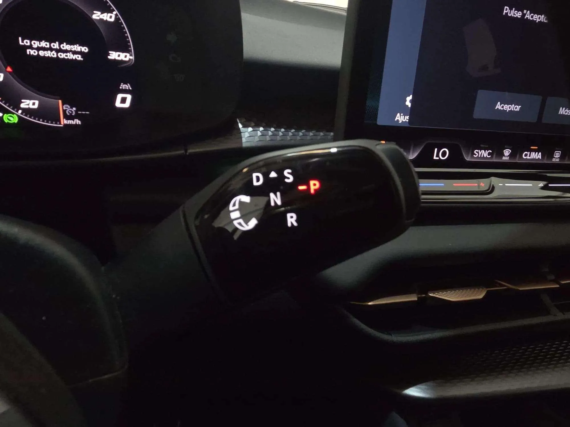 Cupra Terramar 1.5 eTSI DSG - foto 21