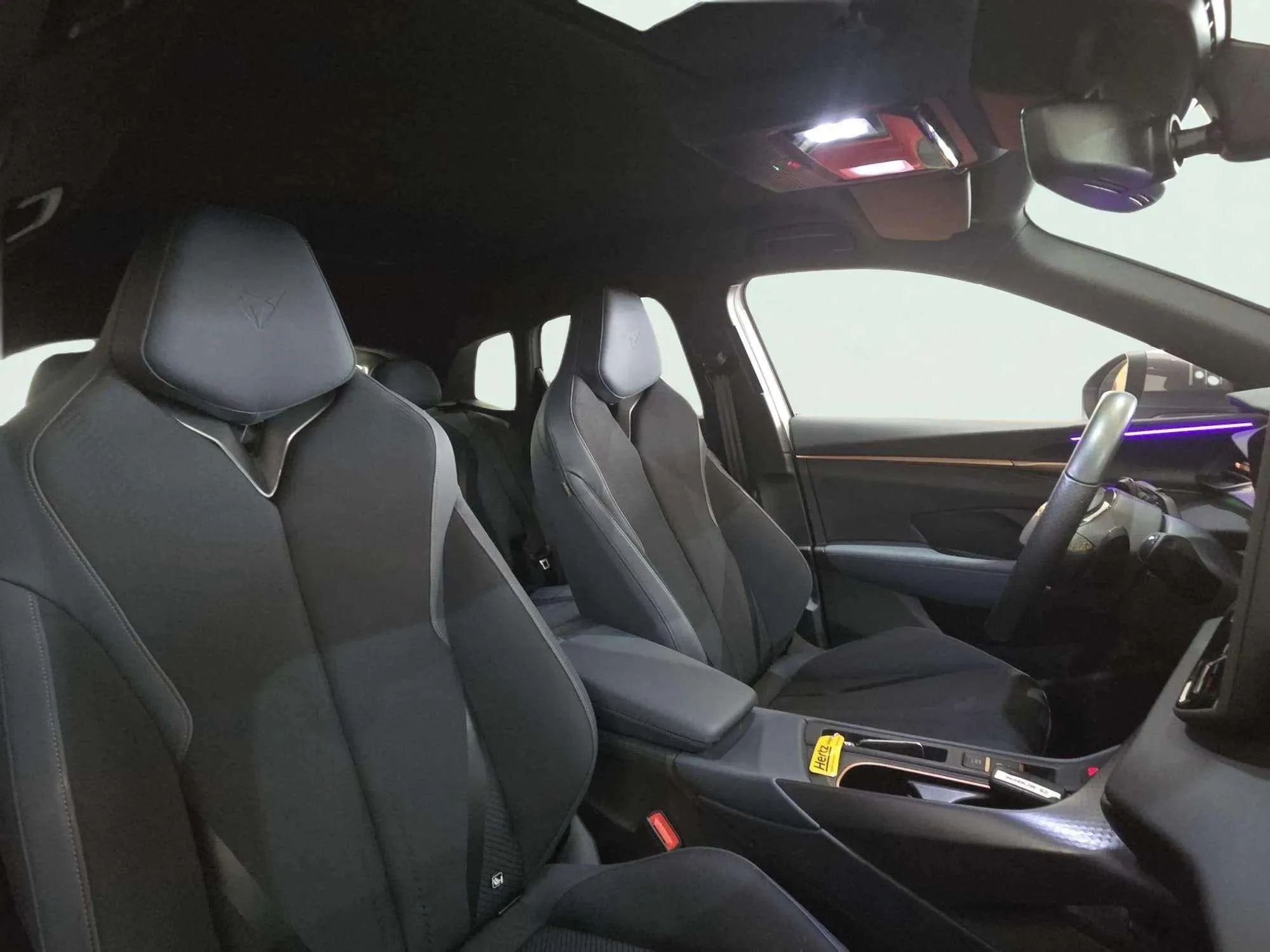 Cupra Terramar 1.5 eTSI DSG - foto 12