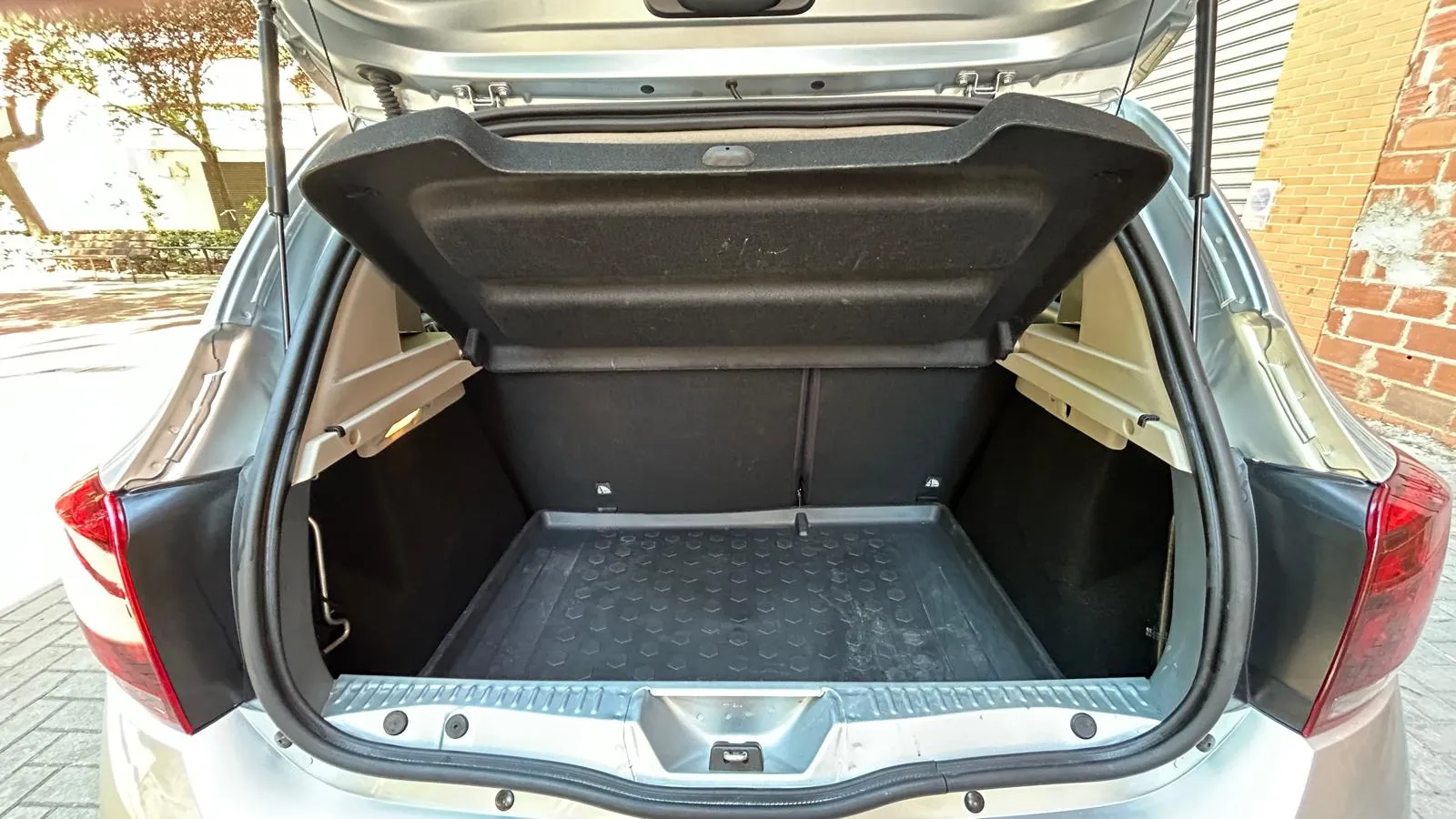 Dacia Sandero Stepway Comfort TCe - foto 26