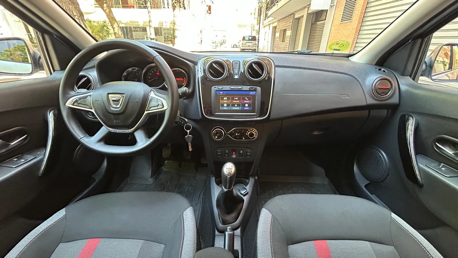 Dacia Sandero Stepway Comfort TCe - foto 7