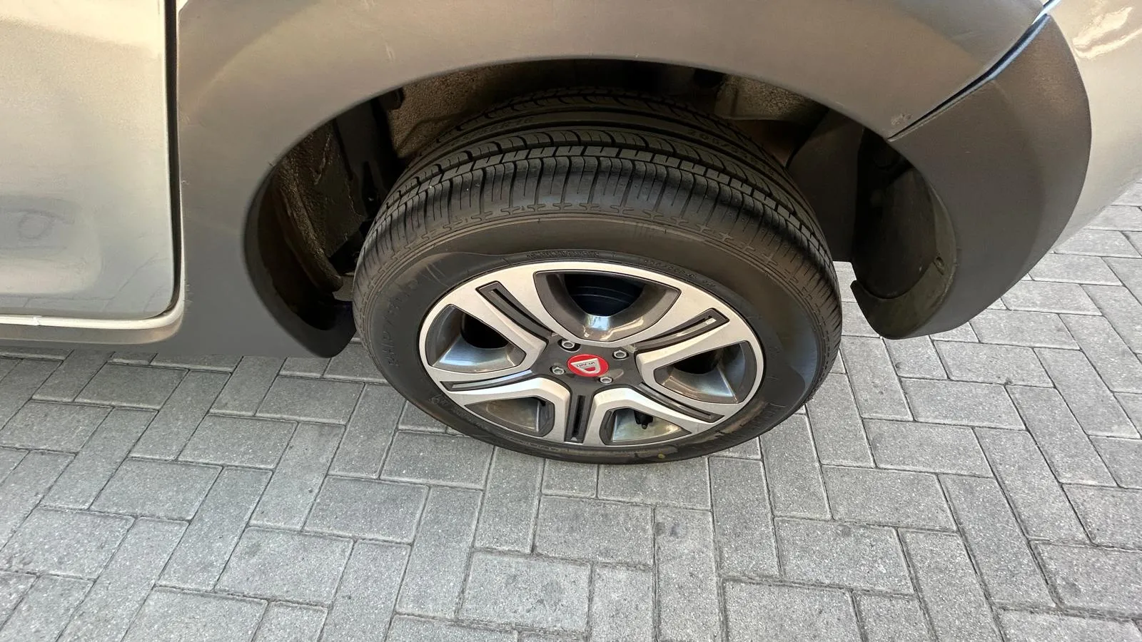 Dacia Sandero Stepway Comfort TCe - foto 27