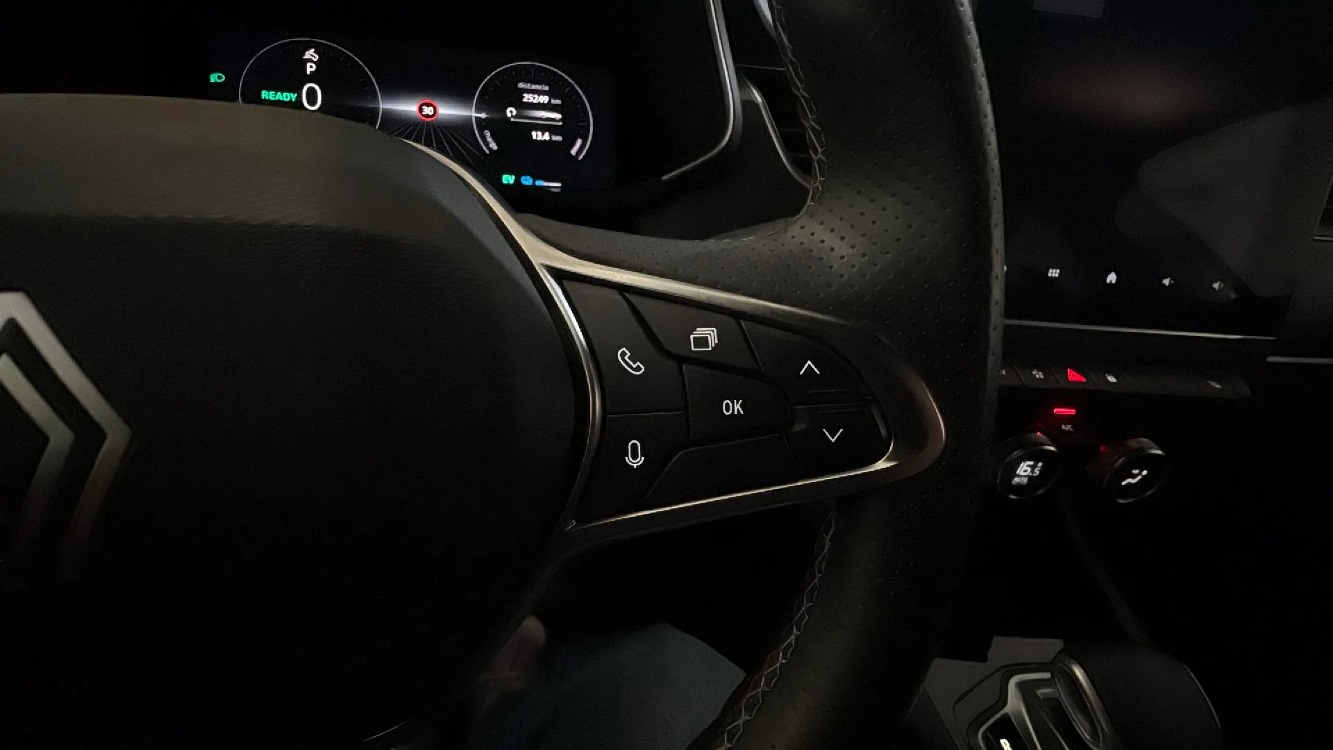 Renault Arkana Techno full hybrid E-Tech - foto 17