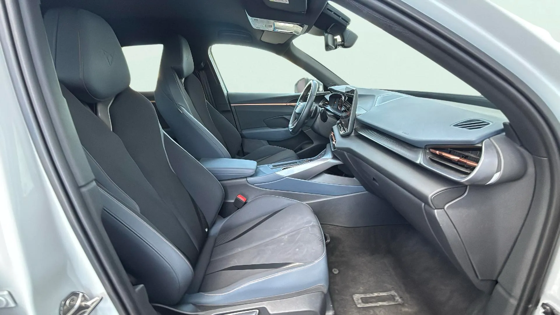 Cupra Terramar 1.5 eTSI DSG - foto 16