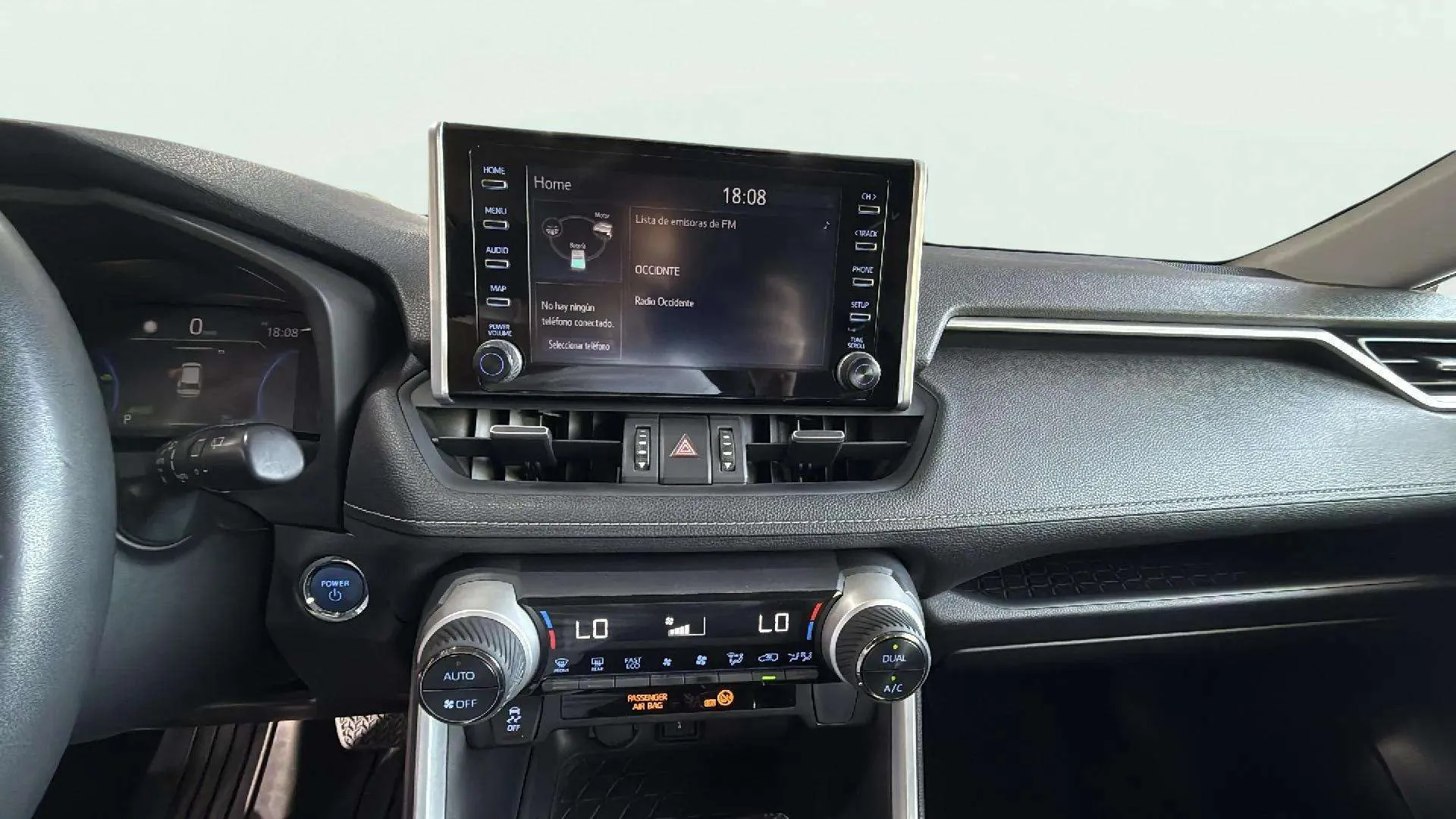 Toyota RAV4 2.5l 220H Advance 4WD - foto 10
