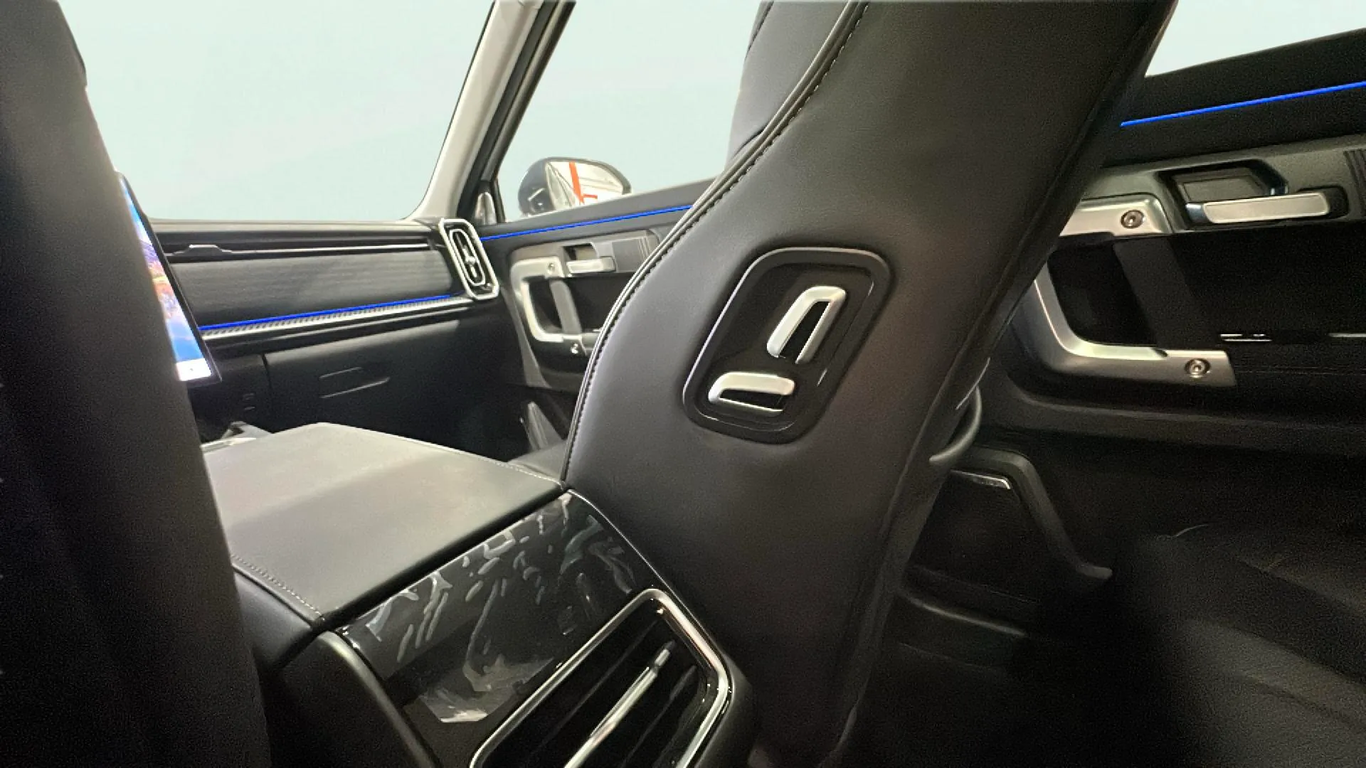 Jaecoo 7 Exclusive 1.6 T-GDi AWD Bitono - foto 20