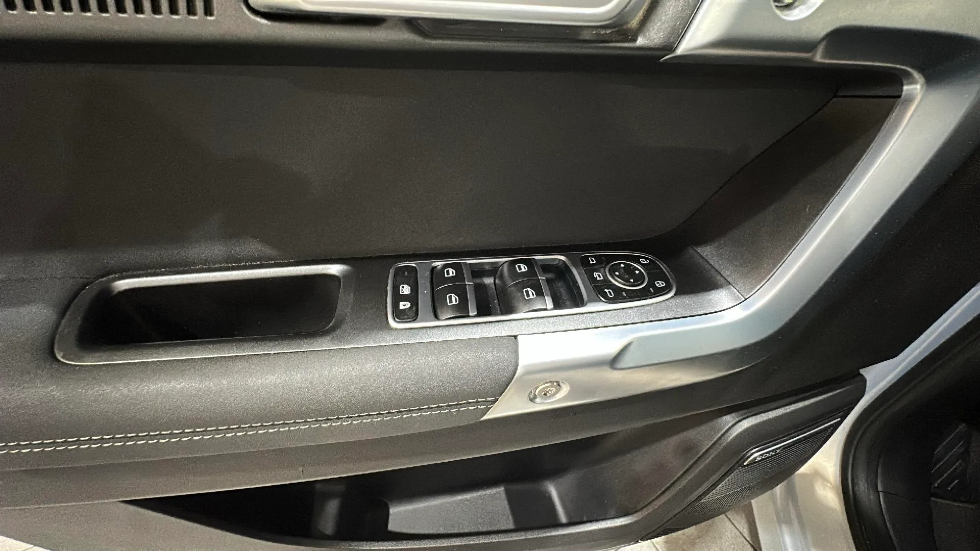 Jaecoo 7 Exclusive 1.6 T-GDi AWD Bitono - foto 22