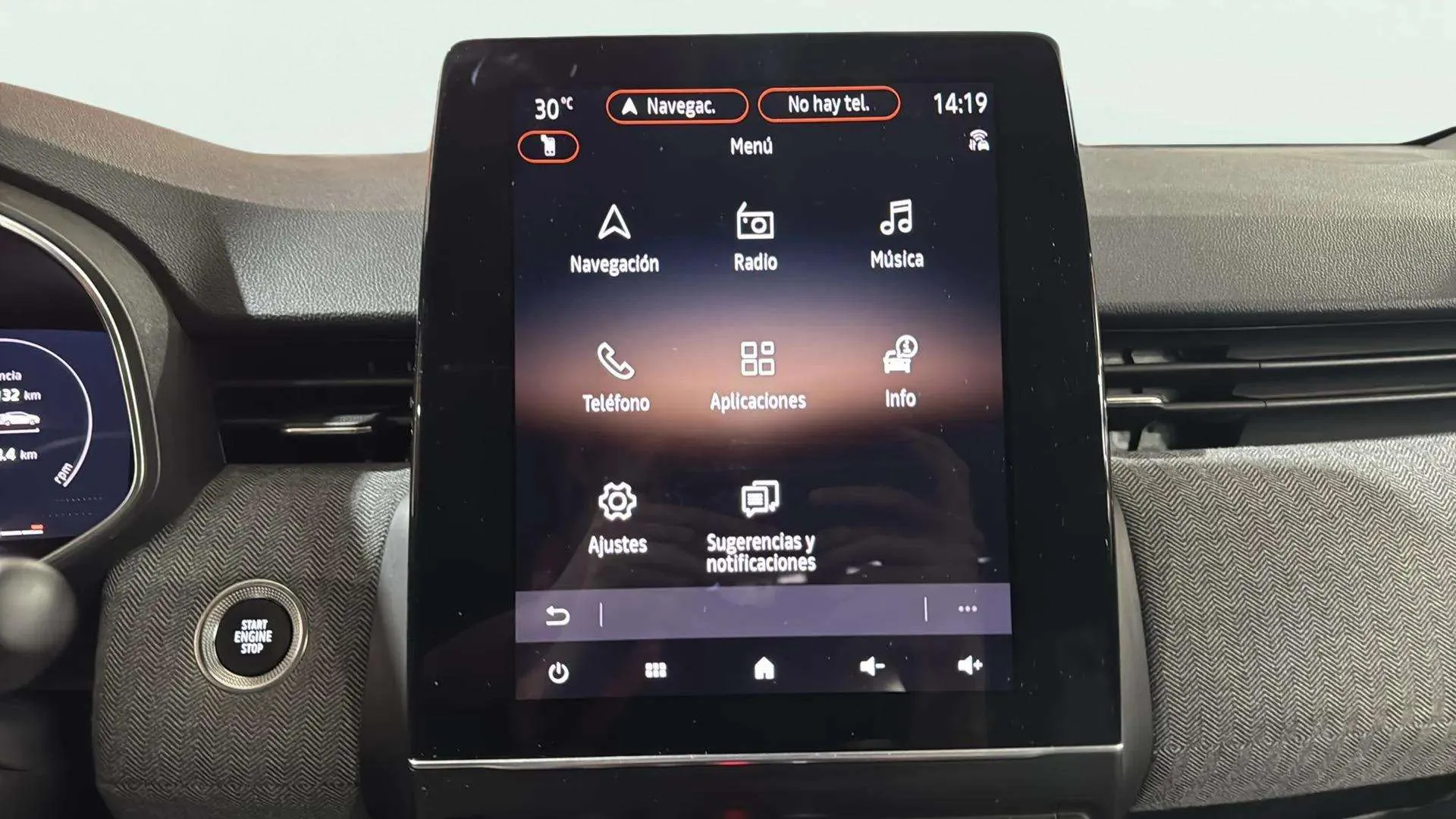 Renault Clio Techno TCe 90 - foto 14
