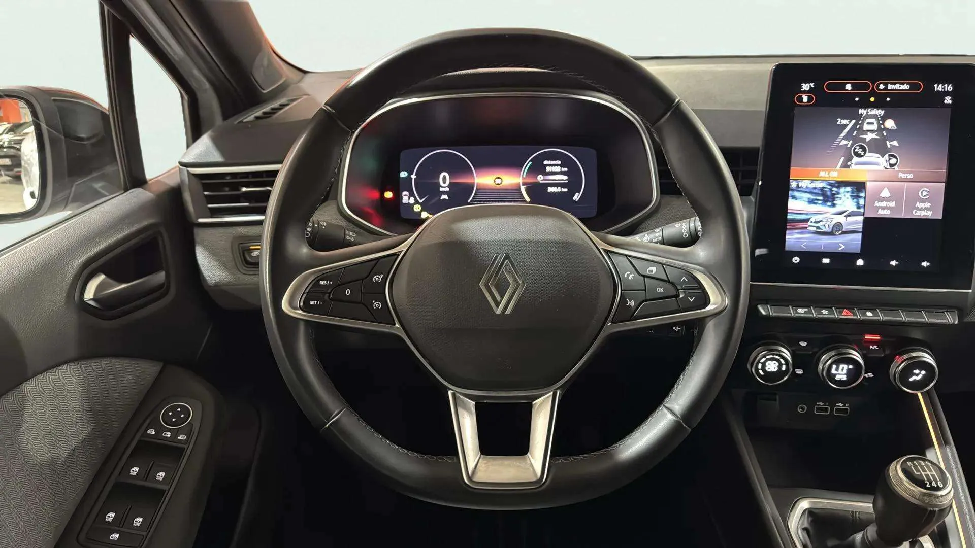 Renault Clio Techno TCe 90 - foto 10