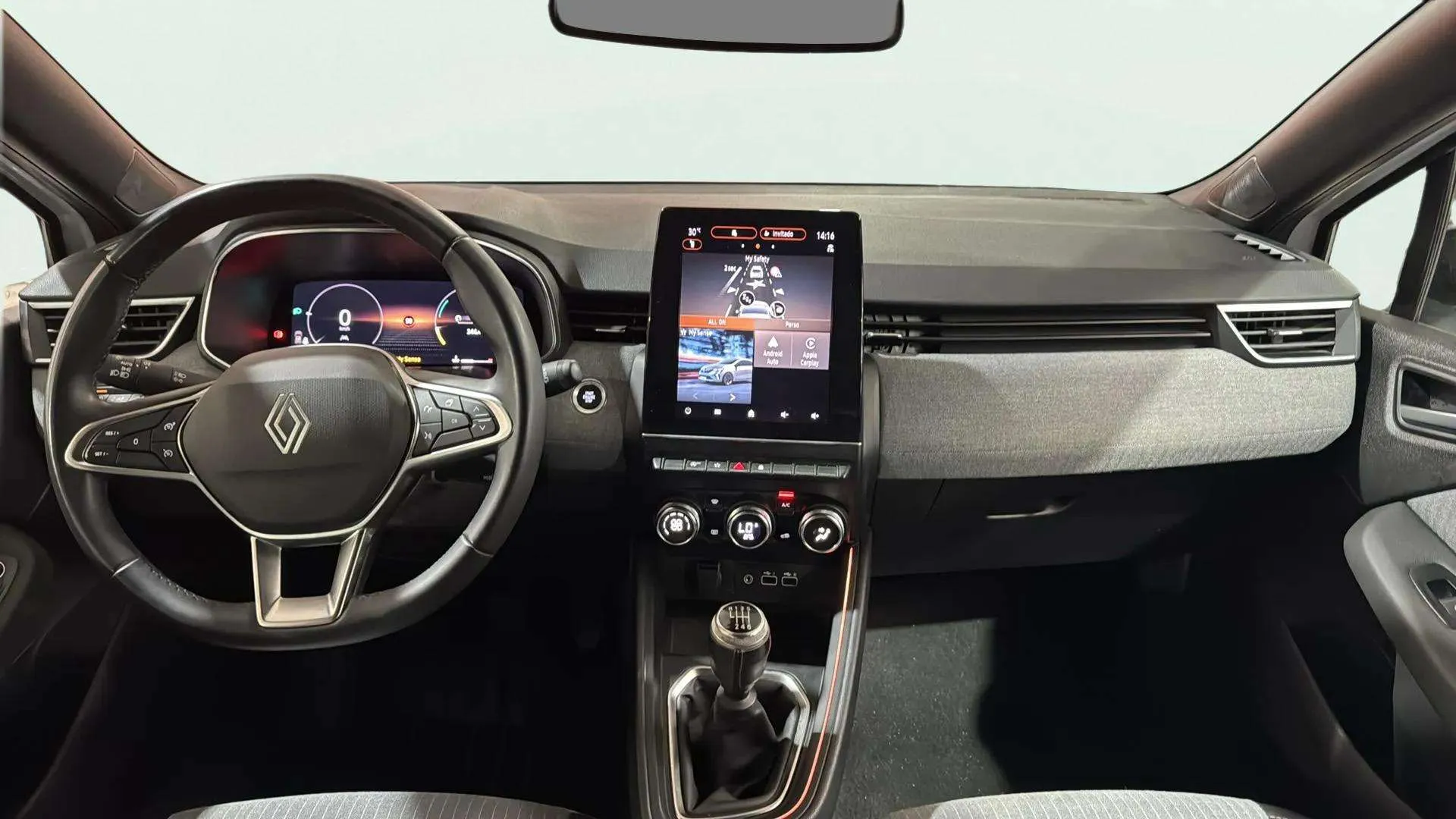 Renault Clio Techno TCe 90 - foto 11