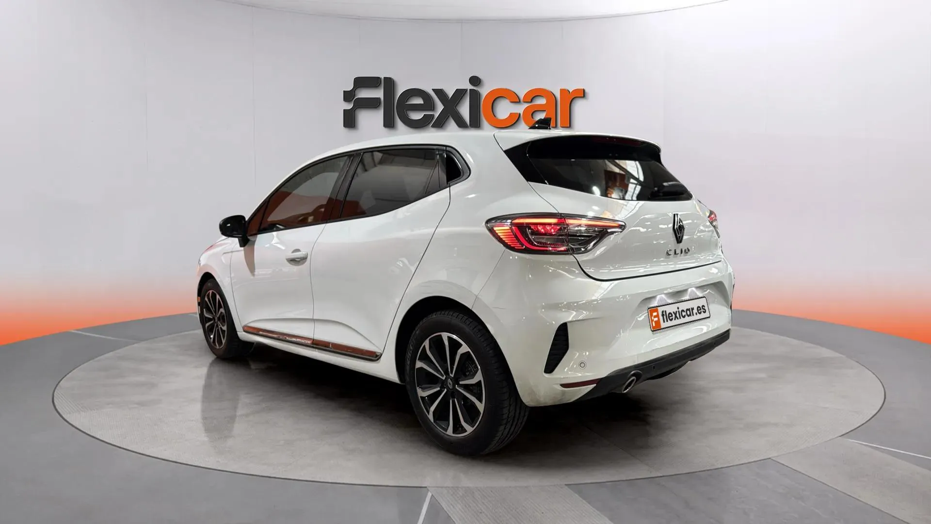 Renault Clio Techno TCe 90 - foto 5