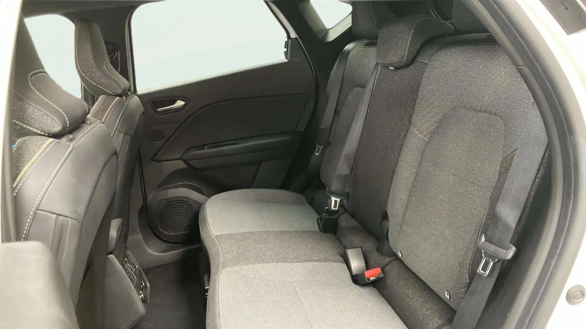 Renault Captur techno E-Tech full hybr. - foto 13