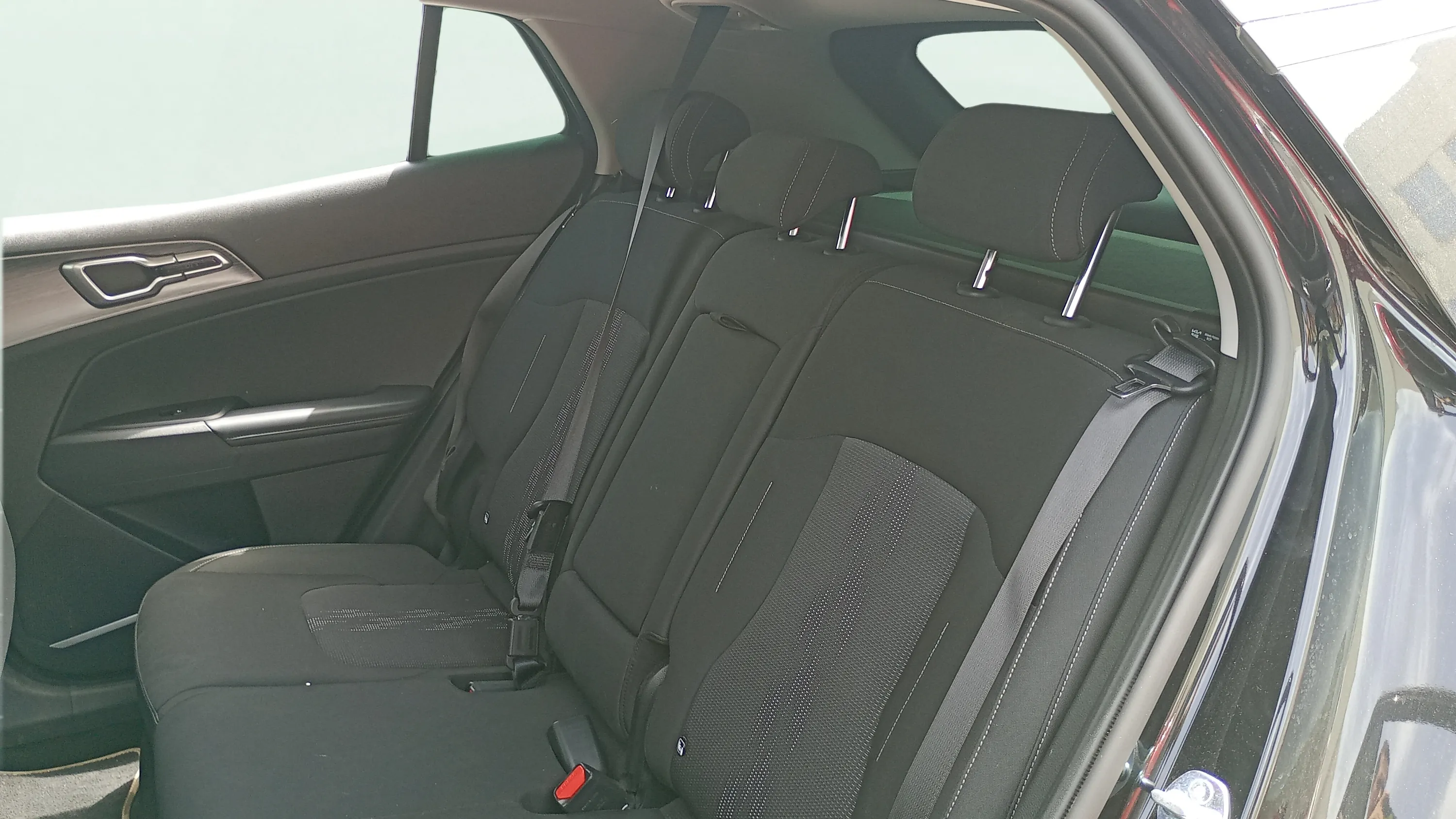 Kia Sportage 1.6 T-GDi Concept 4x2 - foto 11