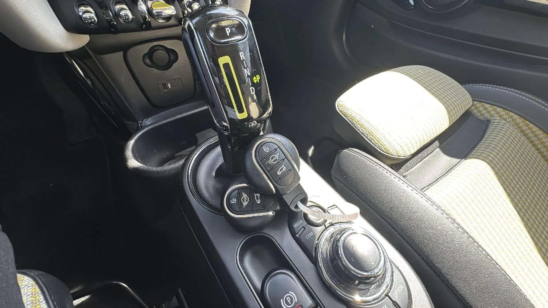 MINI Cooper SE - foto 19