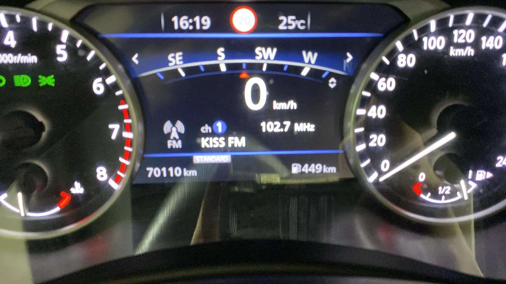Nissan Juke DIG-T N-Connecta - foto 17