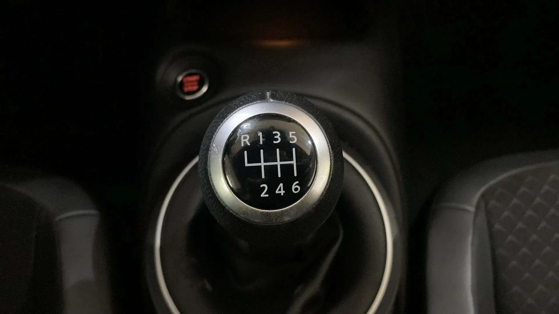 Nissan Juke DIG-T N-Connecta - foto 14